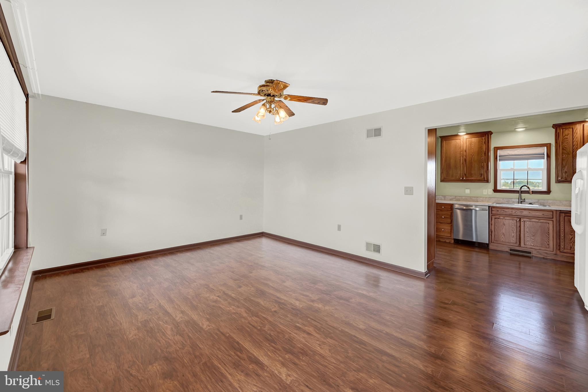 SHERRY VILLAGE - Residential