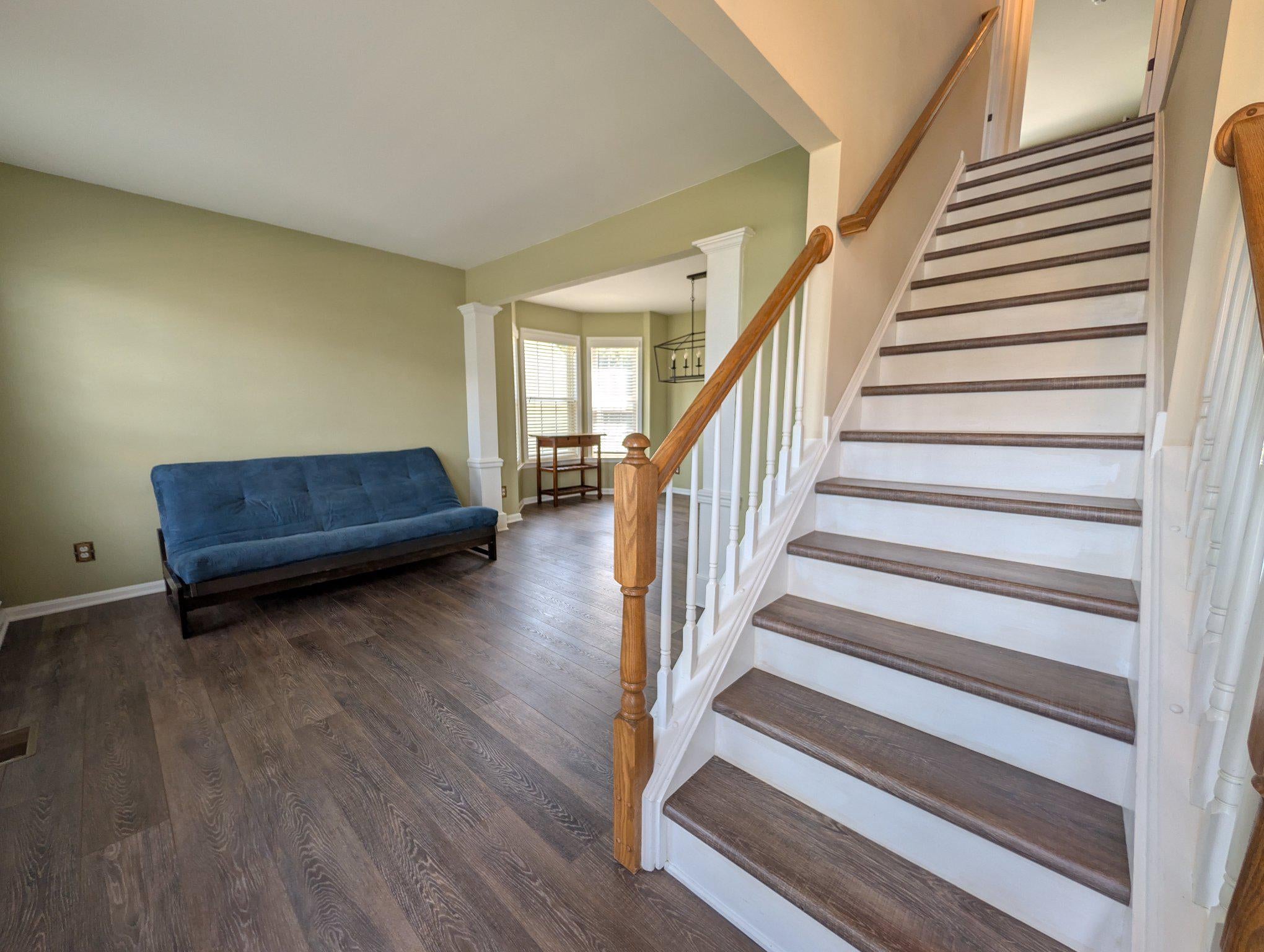 34 W MINGLEWOOD DRIVE