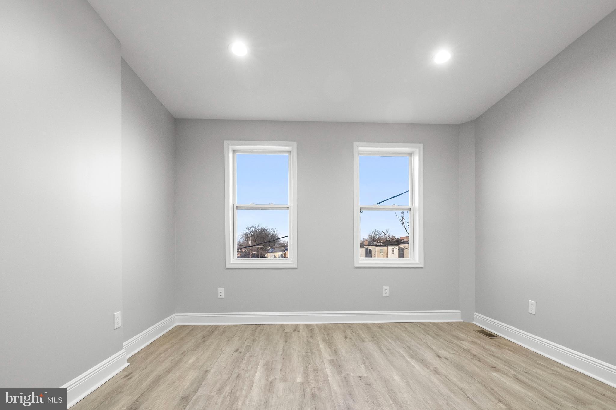 BIDDLE STREET - Residential