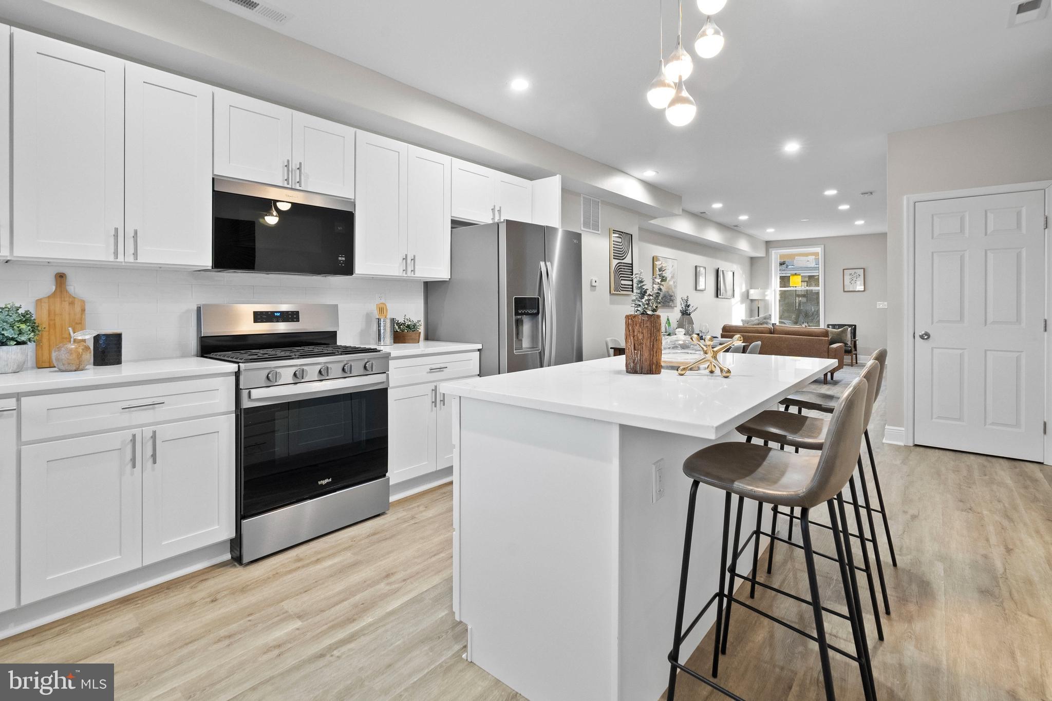 BIDDLE STREET - Residential