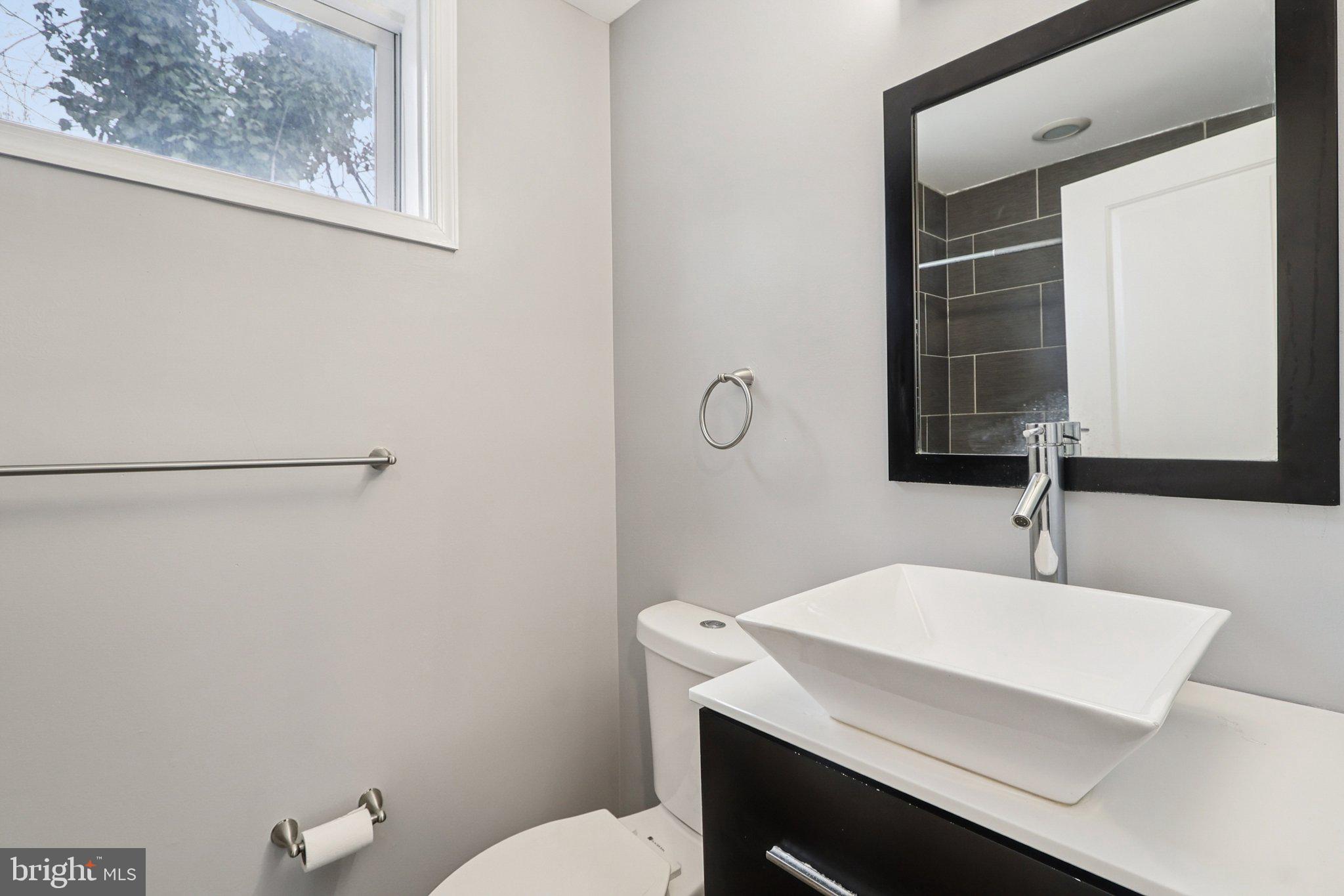 GLENARDEN WOODS - Residential