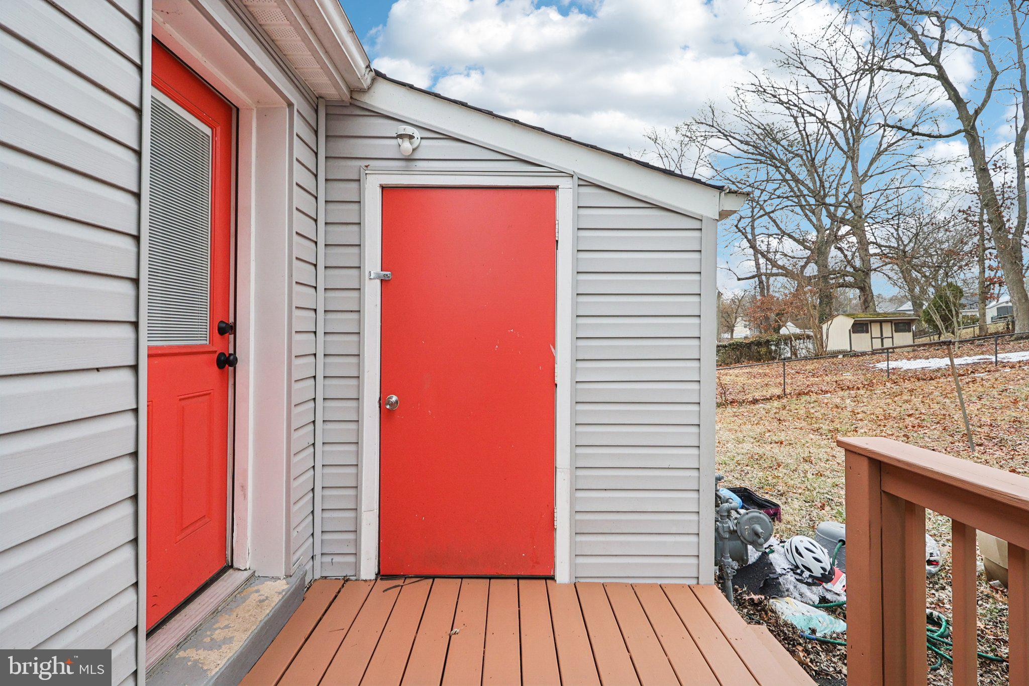 GLENARDEN WOODS - Residential