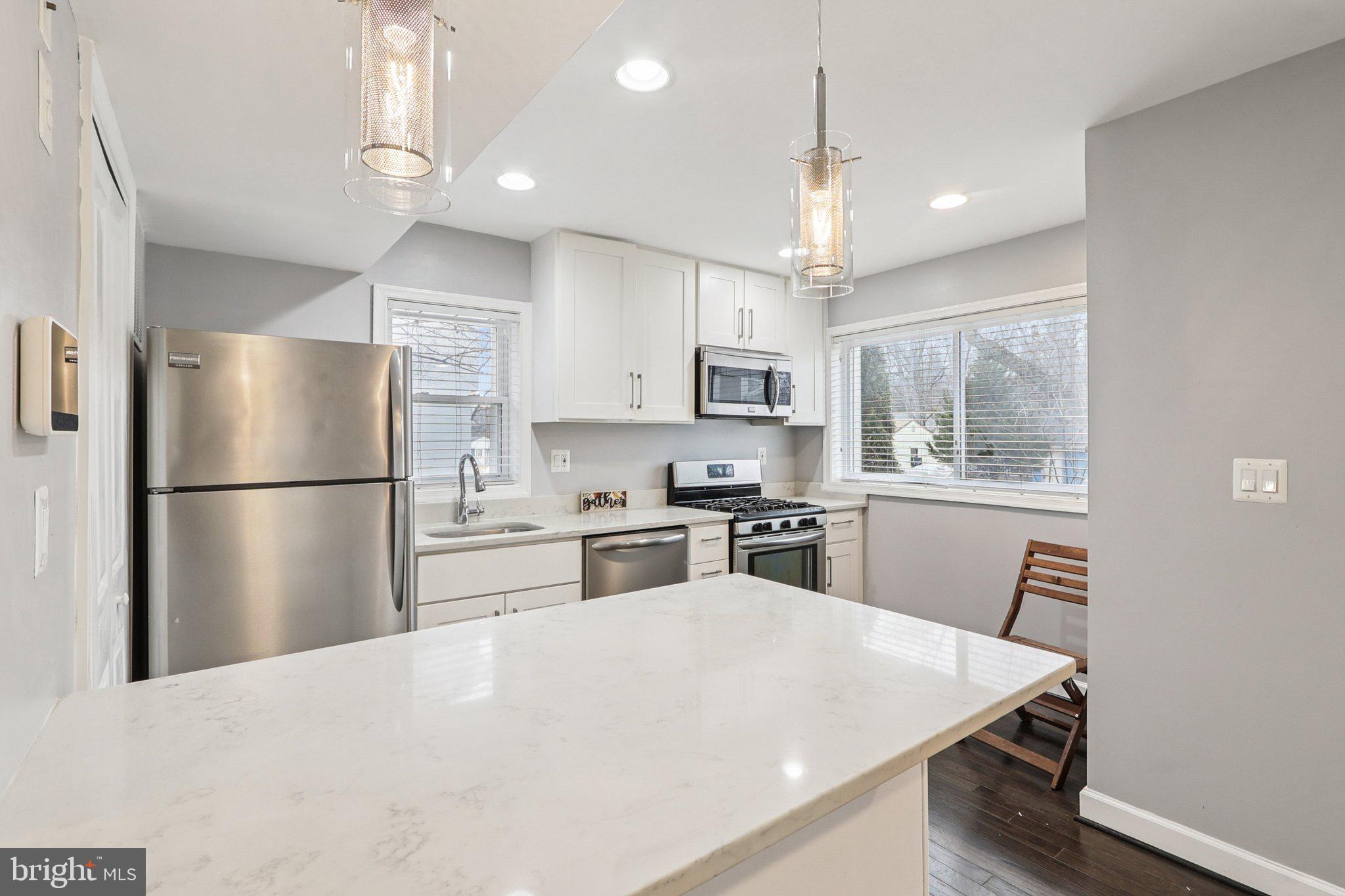 GLENARDEN WOODS - Residential