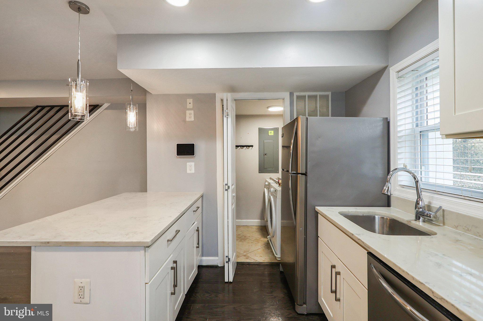 GLENARDEN WOODS - Residential