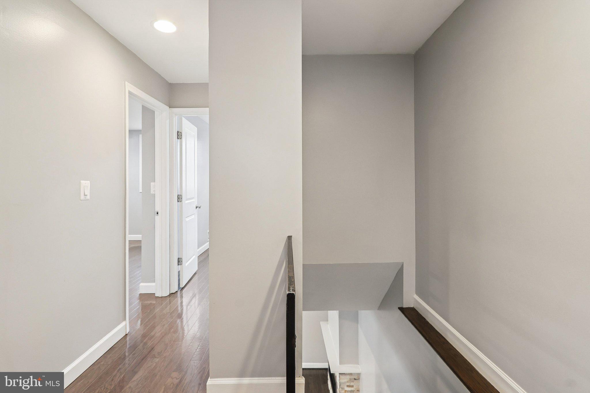 GLENARDEN WOODS - Residential