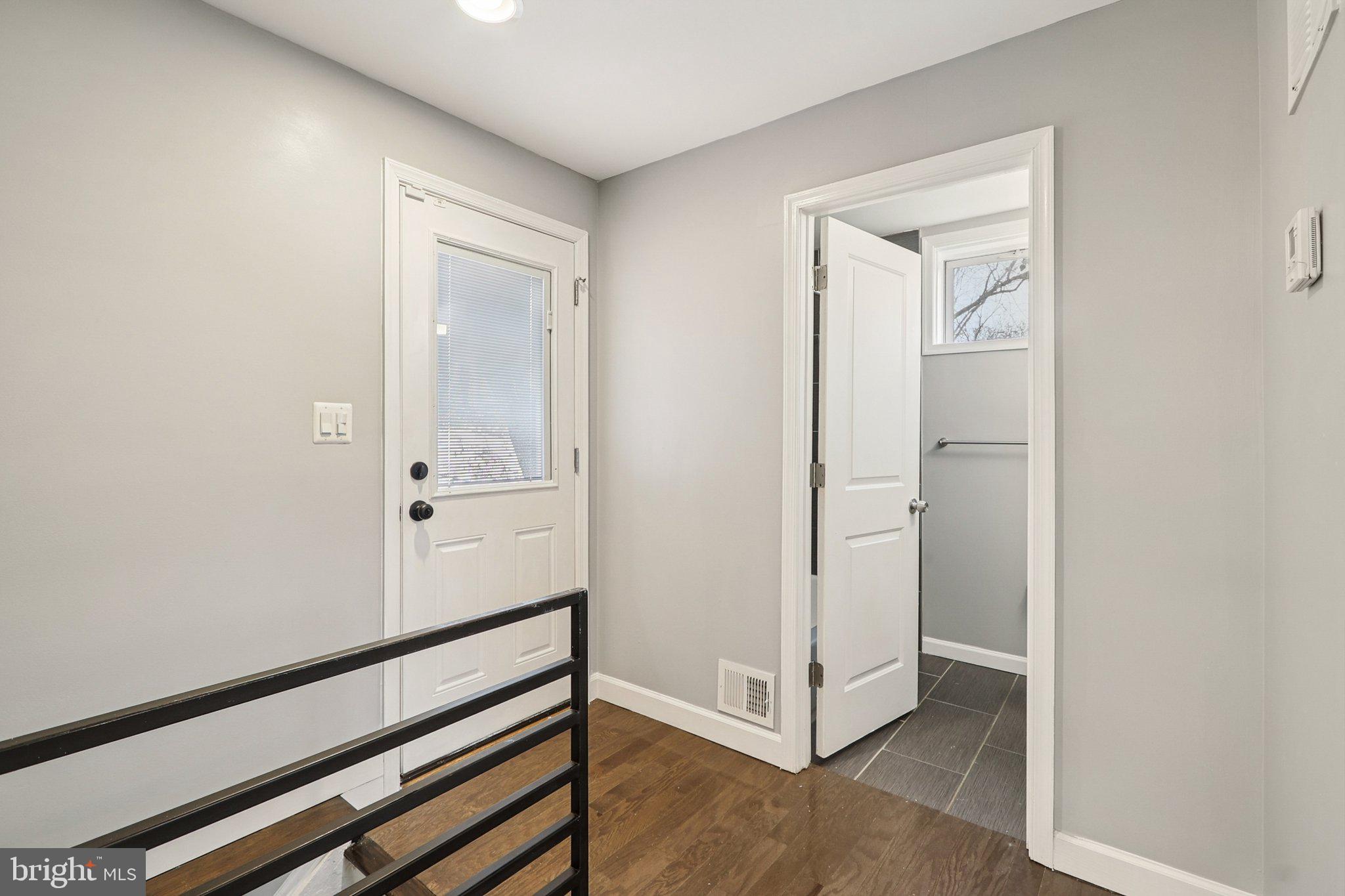 GLENARDEN WOODS - Residential