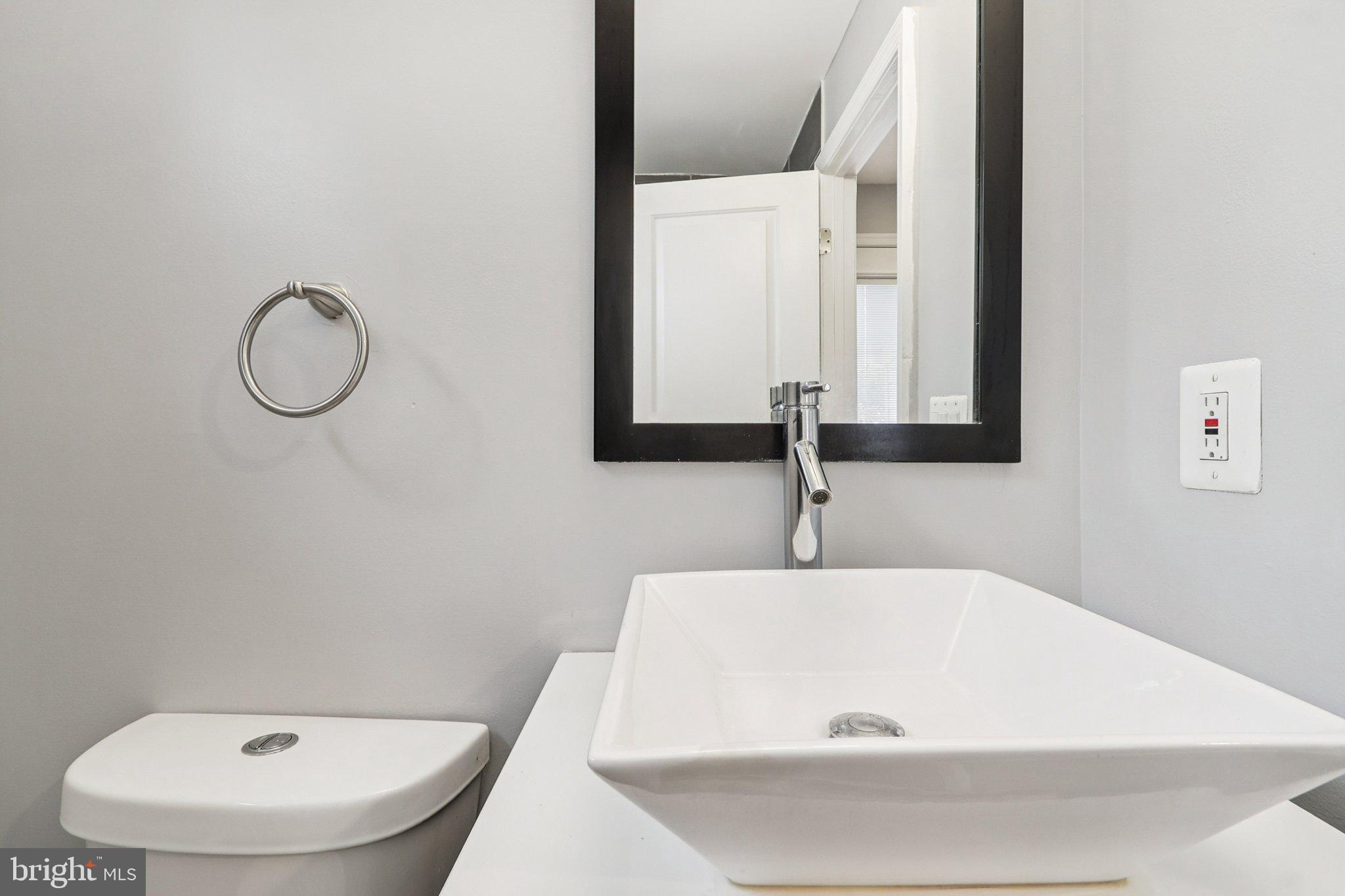 GLENARDEN WOODS - Residential