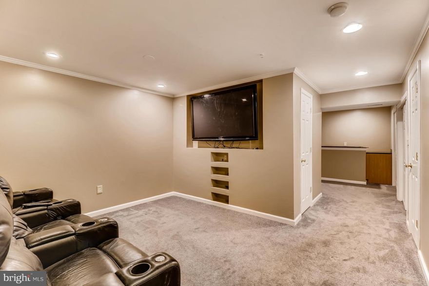 This House Screams  RENT ME  ! Nice 3 Bedroom, 3 Bathroom RowHome Within Walking Distance Of Downtown Attractions. Covered Front Porch, Fenced Back Yard & Open Field In Front. All Appliances Included. Wood Floors In Living Room. Breakfast Bar & Pantry. Central Air & Gas Heat. Master Bath. Patio. Great Location - close to Stadiums , Light Rail, UMMC & MARC Commuter Train.