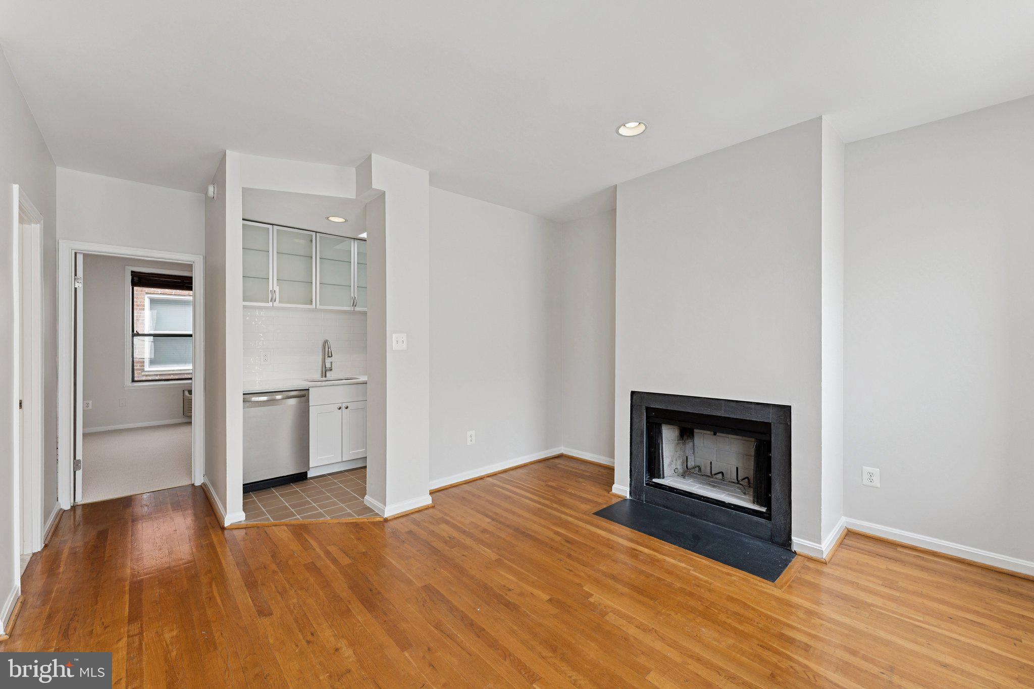 2145 CALIFORNIA STREET NW 303