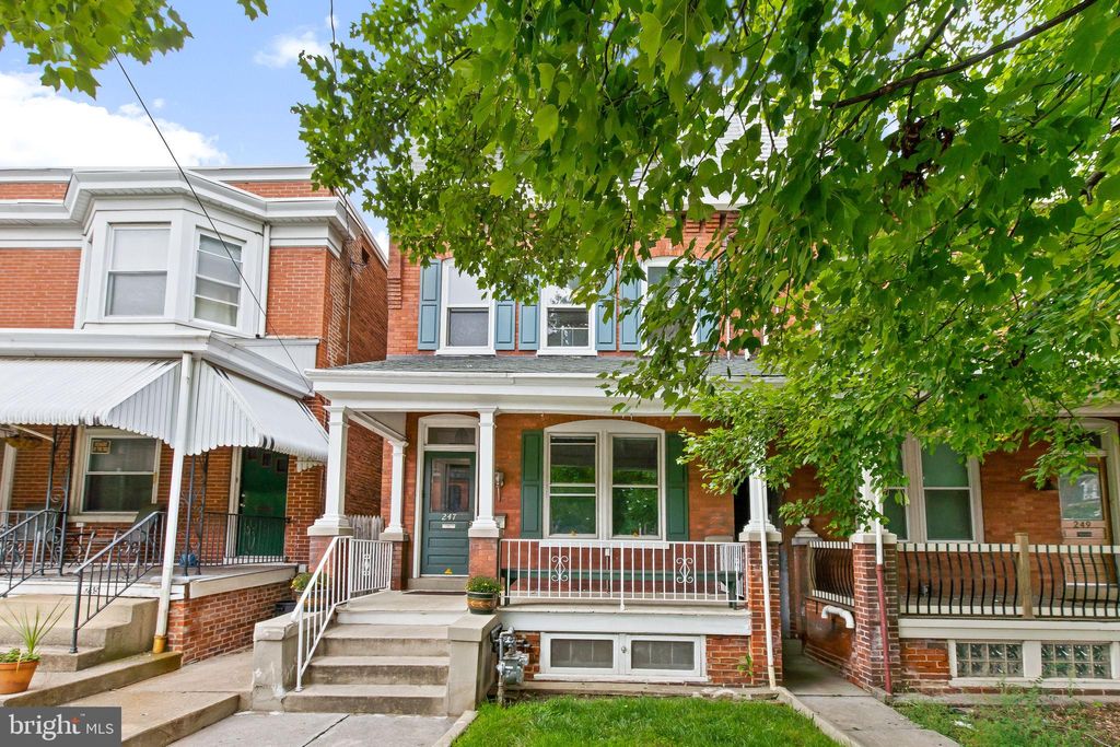 Photo of 247 E Ross Street, Lancaster, PA 17602 (MLS # PALA2041644)