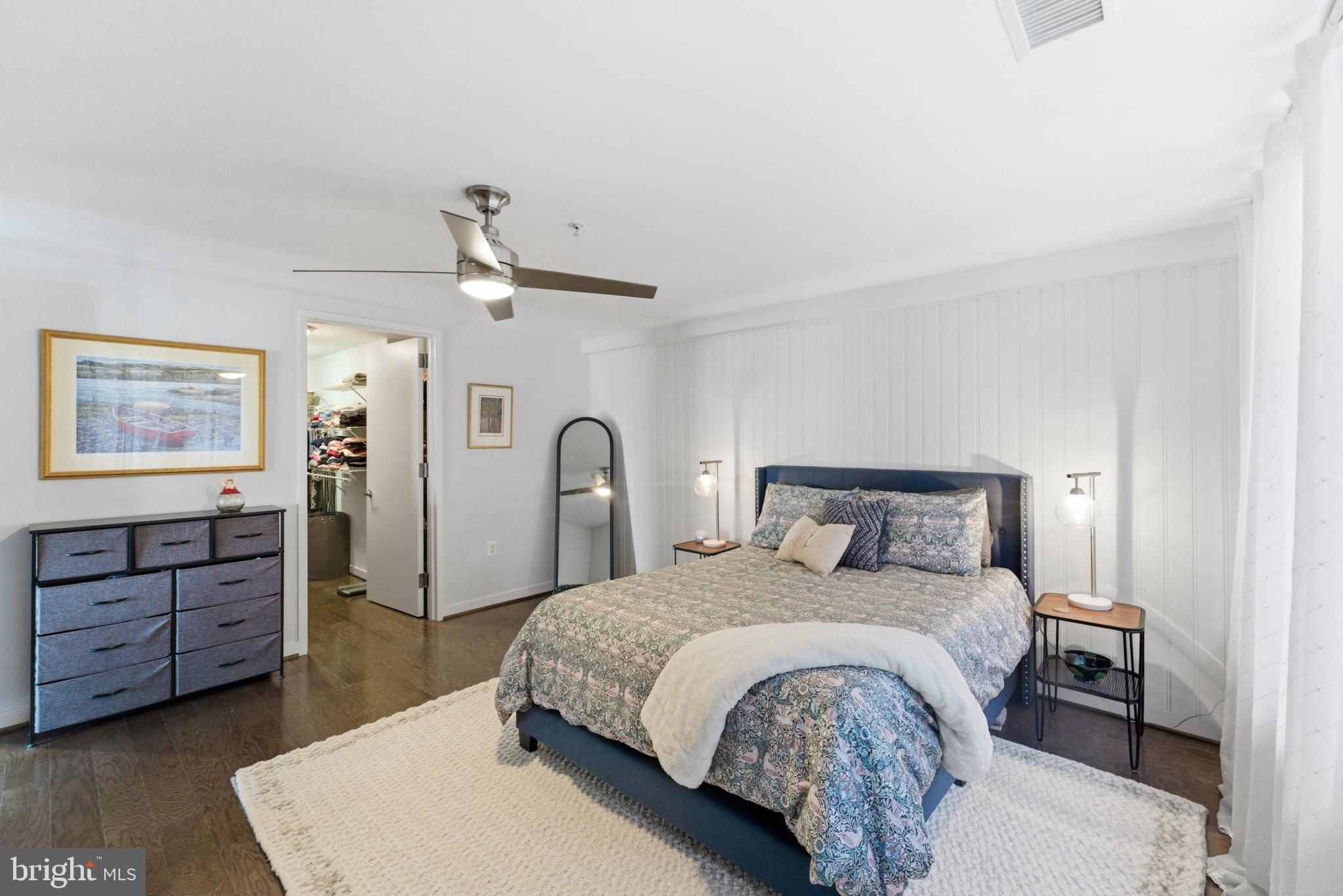 RESTON TOWN CENTER - Residential