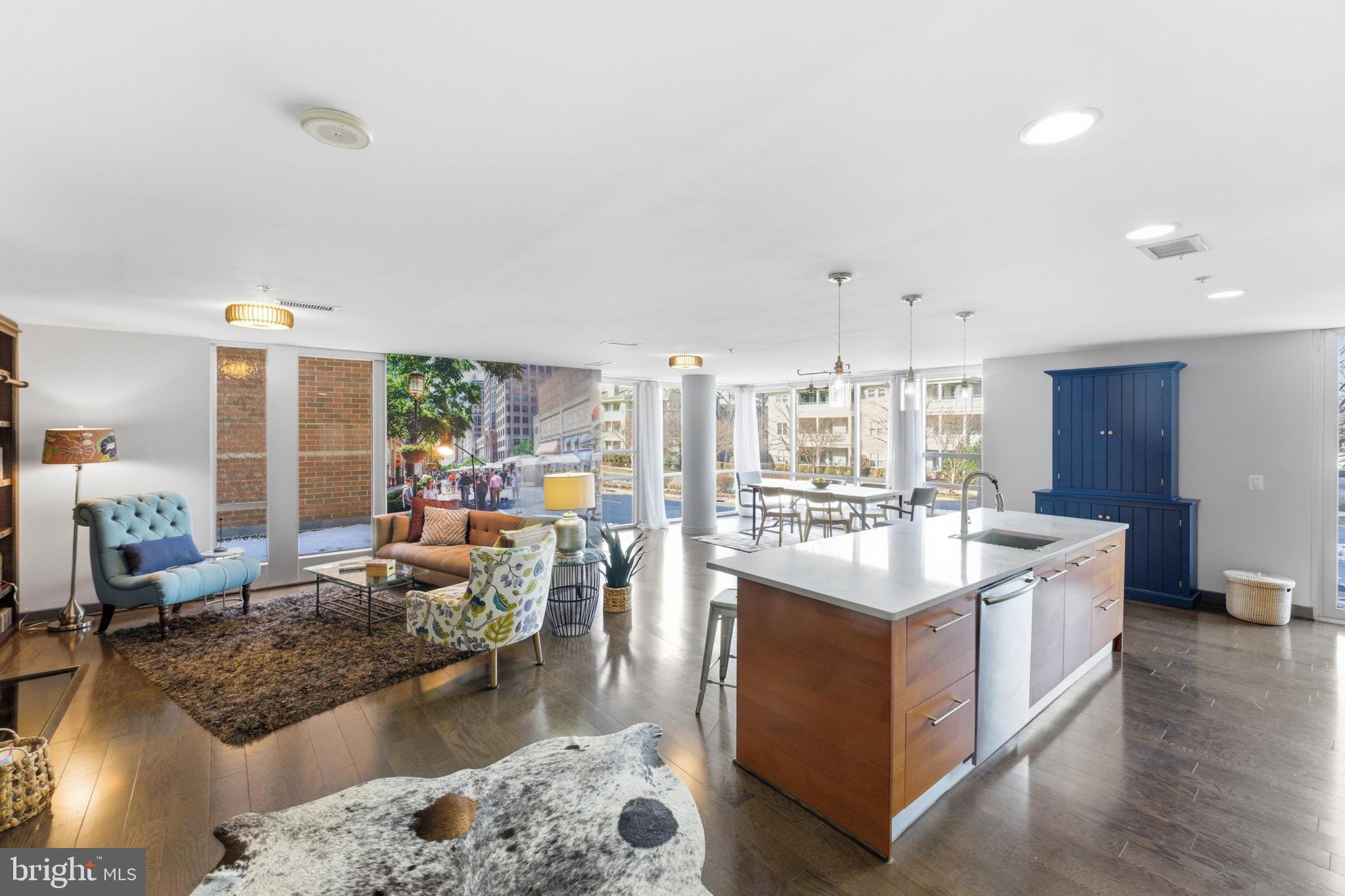 RESTON TOWN CENTER - Residential