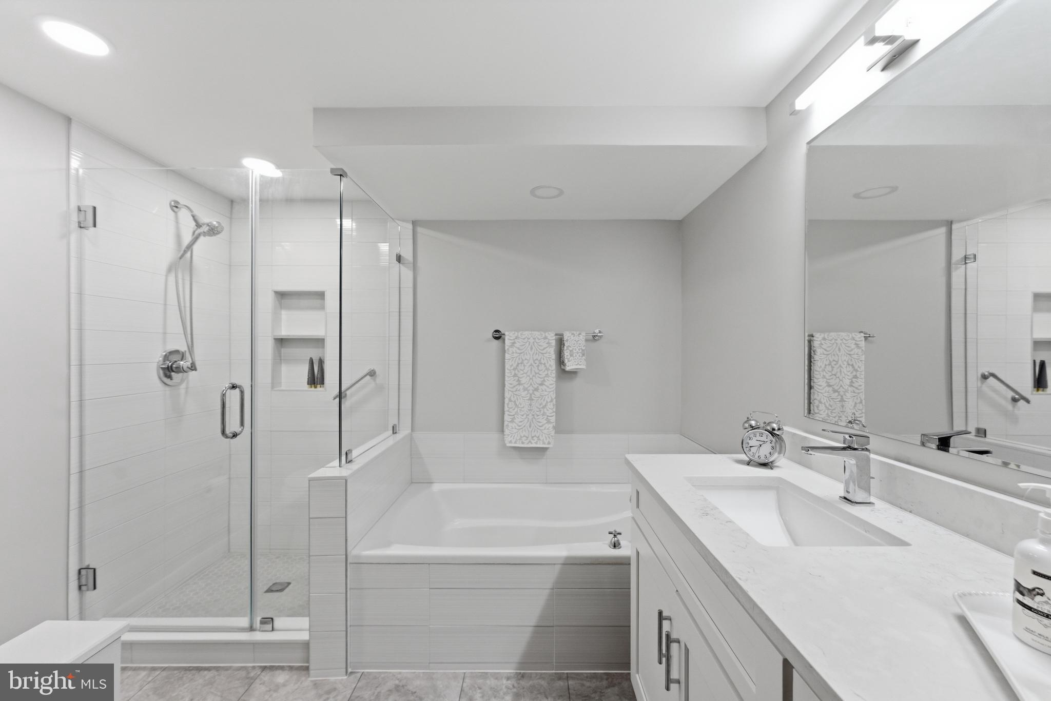 RESTON TOWN CENTER - Residential