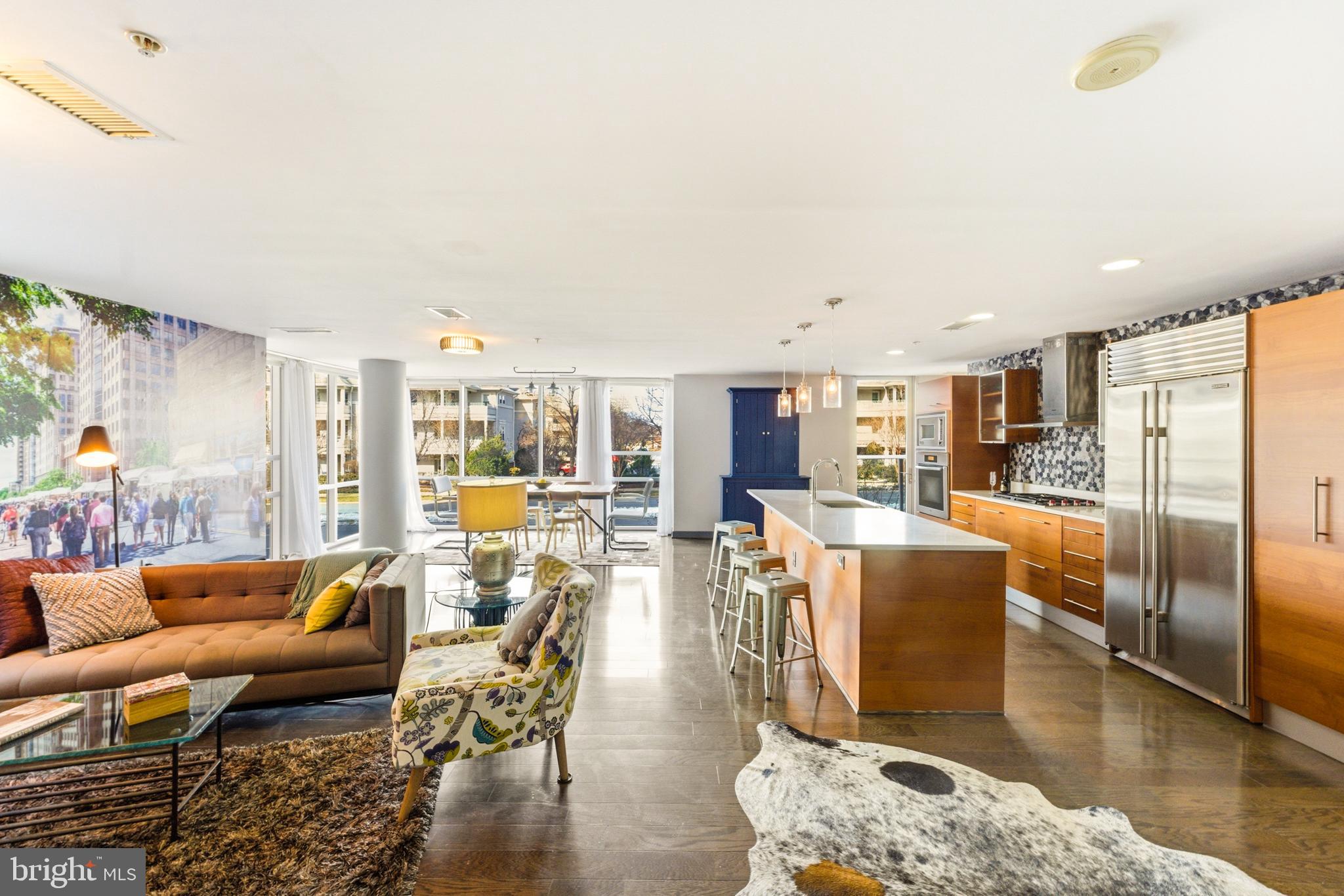 RESTON TOWN CENTER - Residential