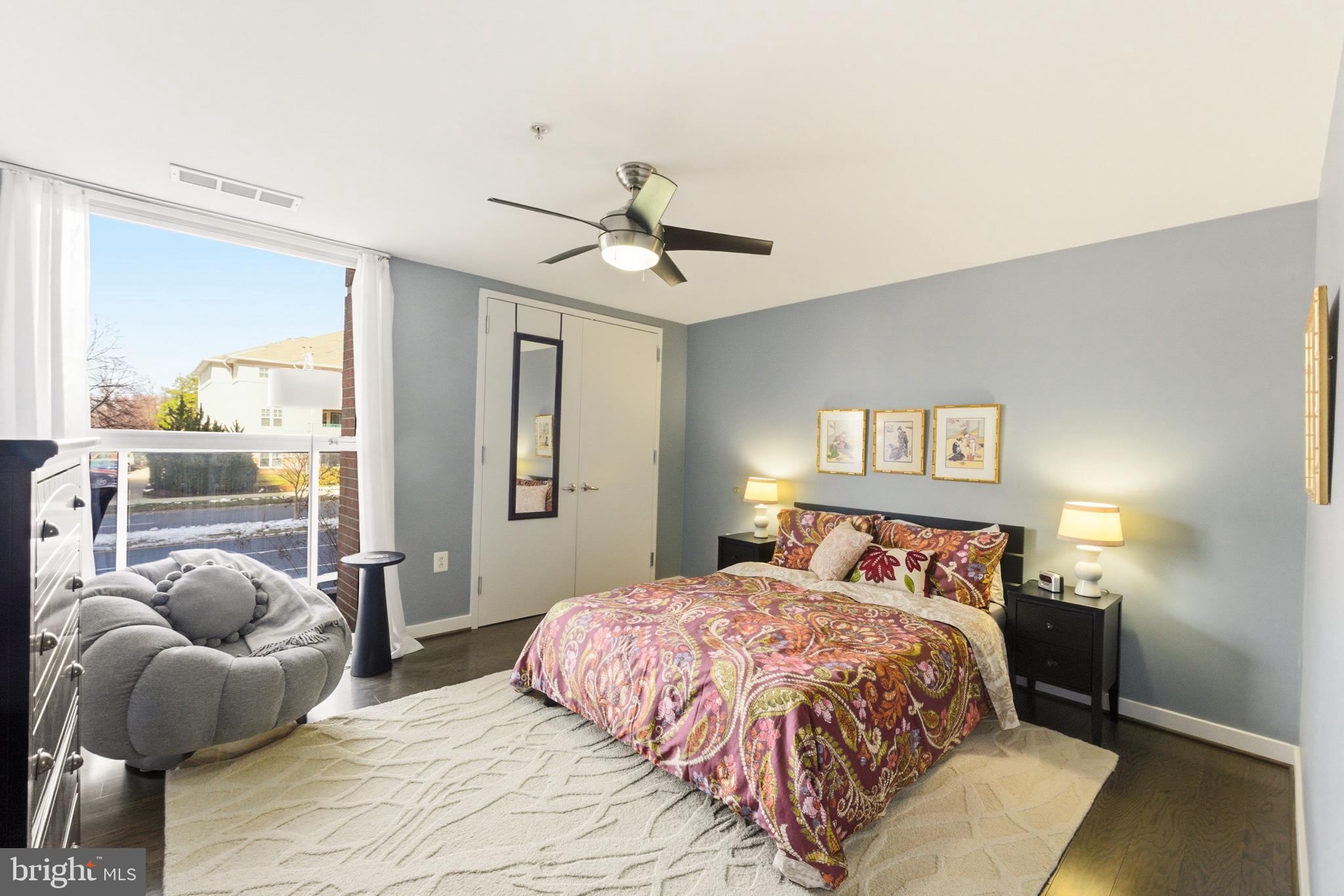 RESTON TOWN CENTER - Residential