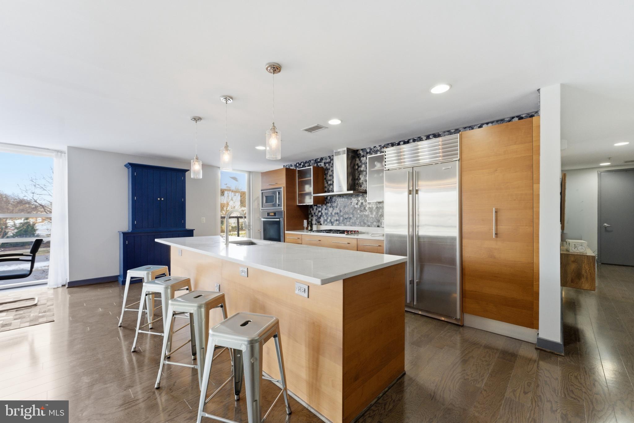 RESTON TOWN CENTER - Residential