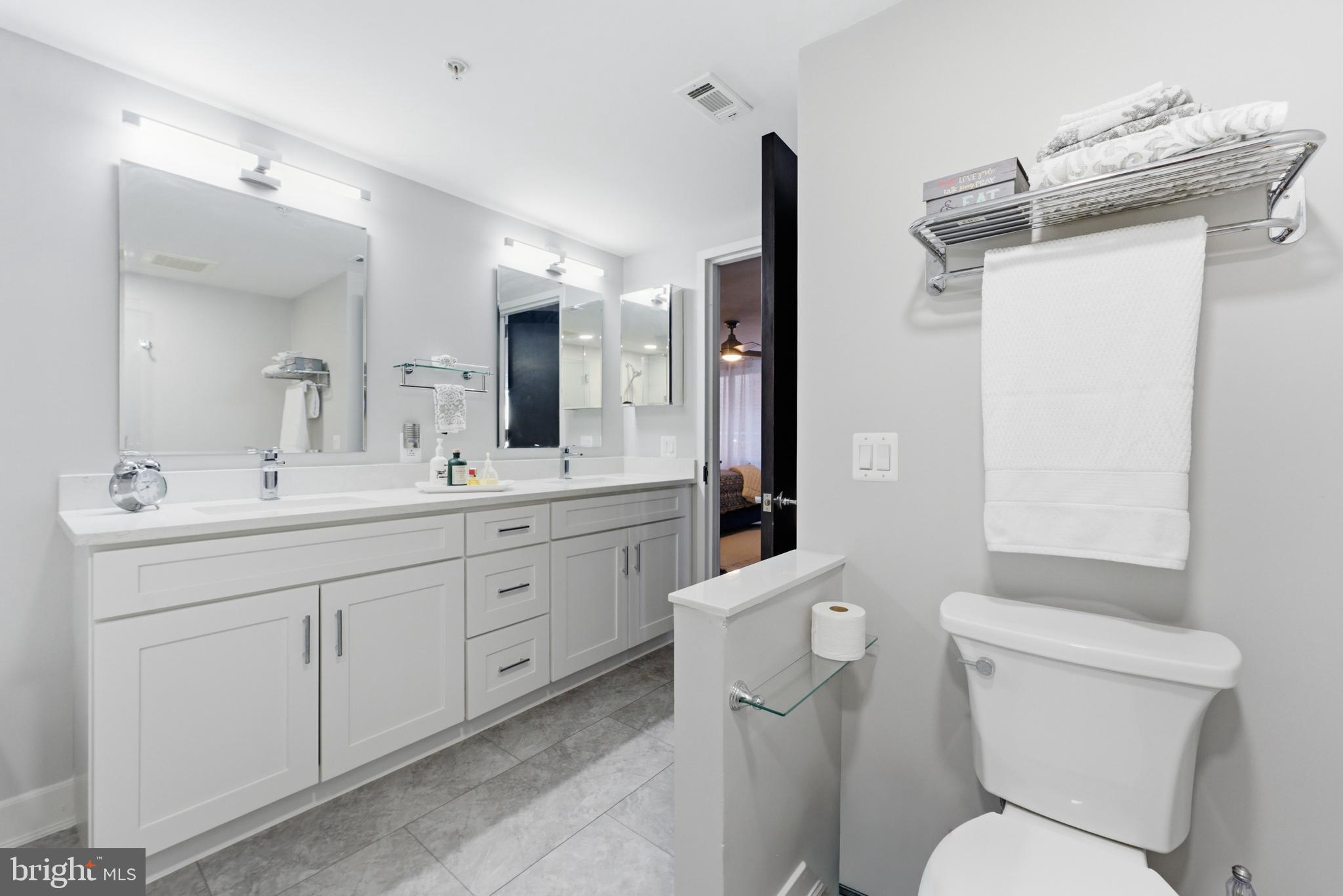 RESTON TOWN CENTER - Residential