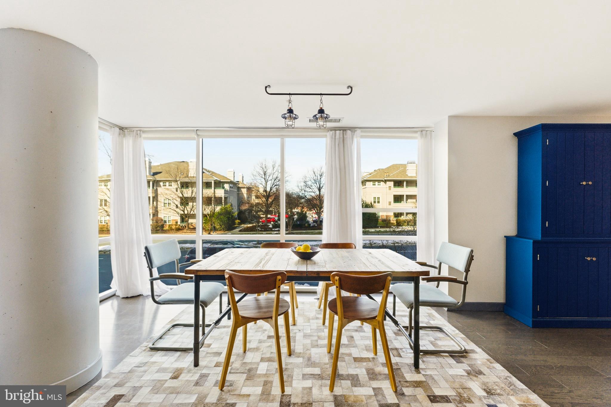 RESTON TOWN CENTER - Residential