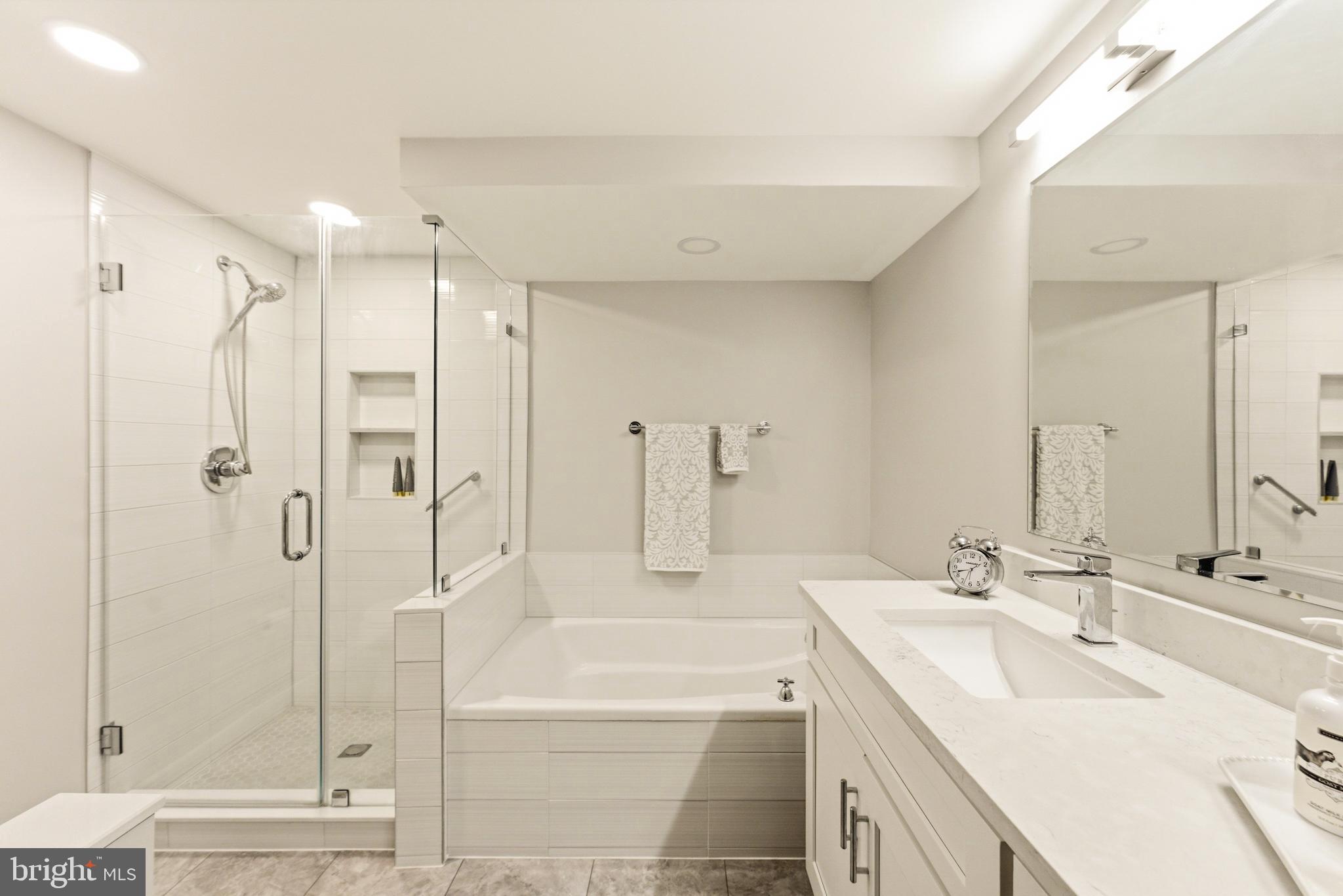 RESTON TOWN CENTER - Residential