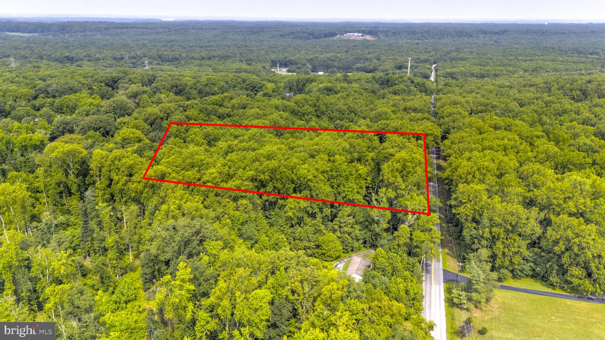 7924 POMFRET RD