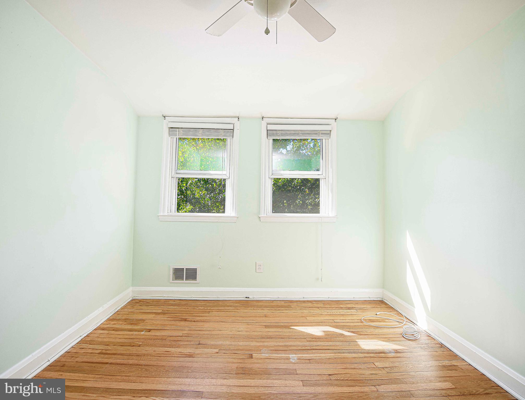 KNETTISHALL - Residential