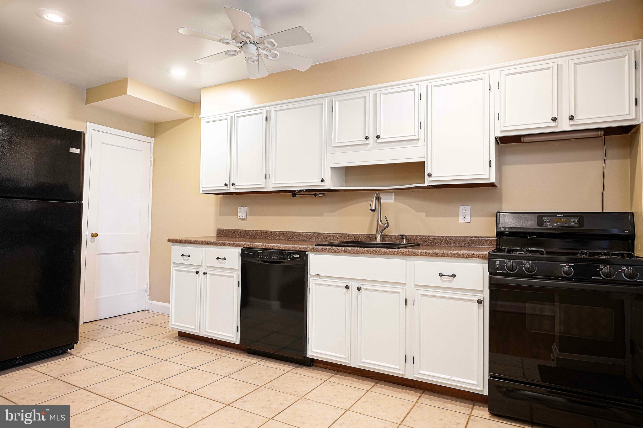 KNETTISHALL - Residential