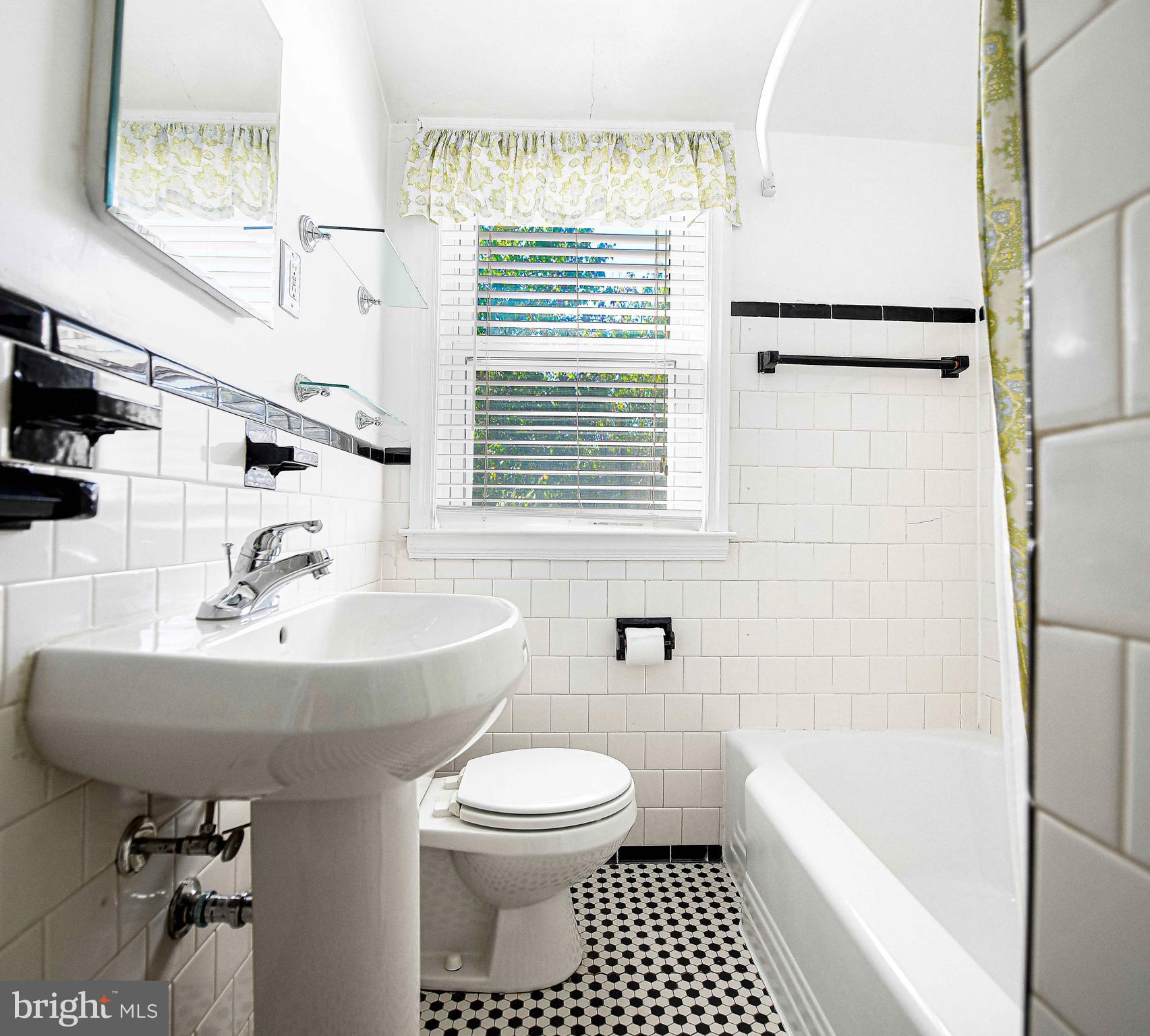 KNETTISHALL - Residential