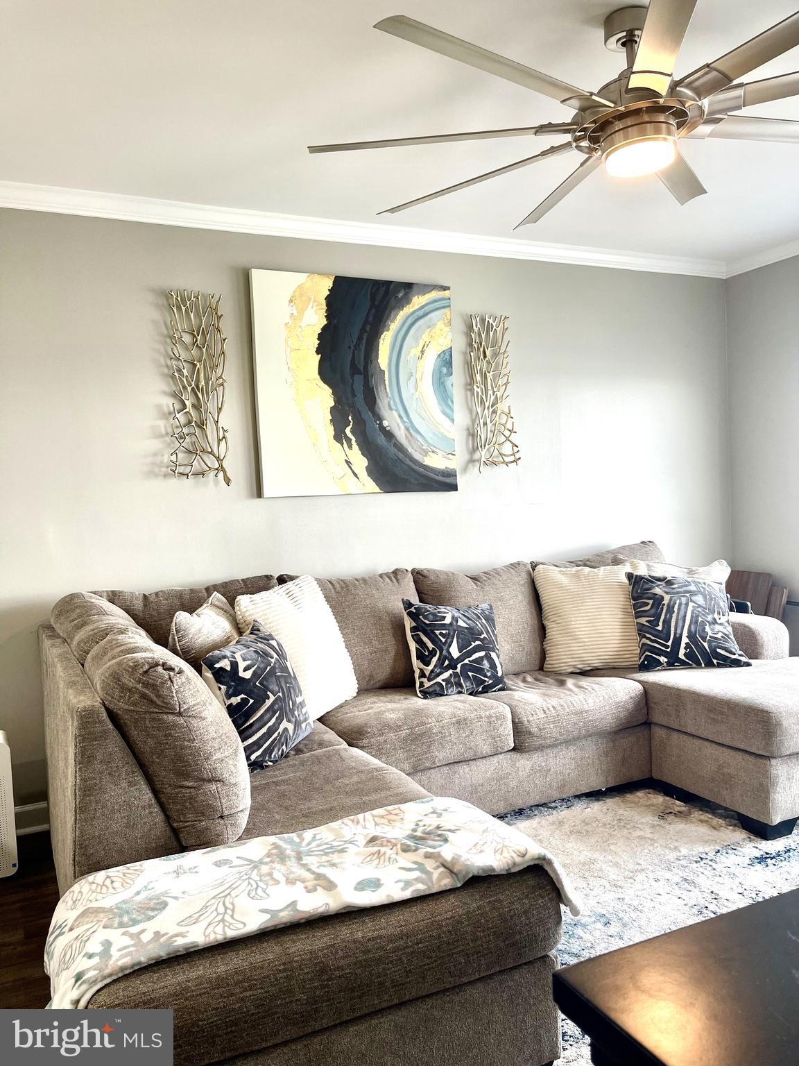 POTOMAC RENAISSANCE - Residential Lease