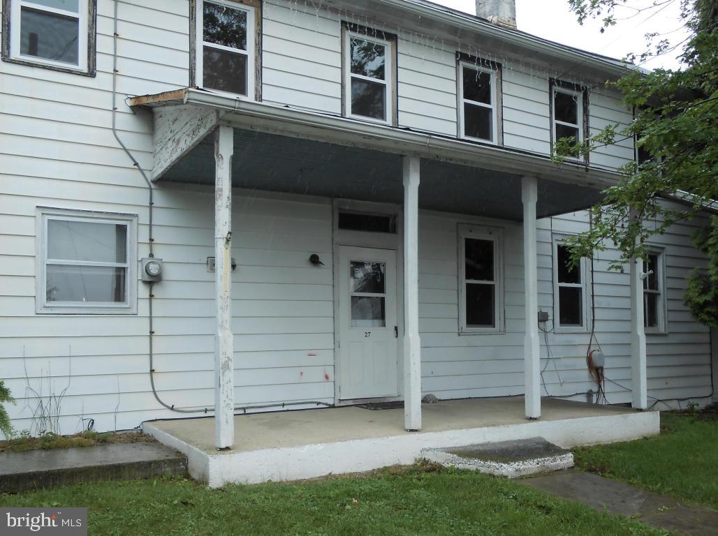 Large 3 bedroom, 1 1/2 bath home with large yard and off street parking, spacious living room, family room, and eat-in country kitchen, central air, oil heat, new vinyl insulated windows, new flooring, laundry room with washer & dryer, electric stove and refrigerator. NO SMOKING! NO PETS!