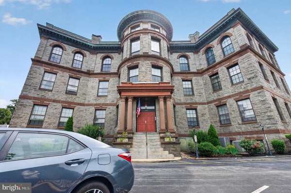 2400 BAYNARD BLVD UNIT 3, WILMINGTON, DE 19802 - Image a867ae11f22b5ff8e2ea29add6daf19a/2933129232