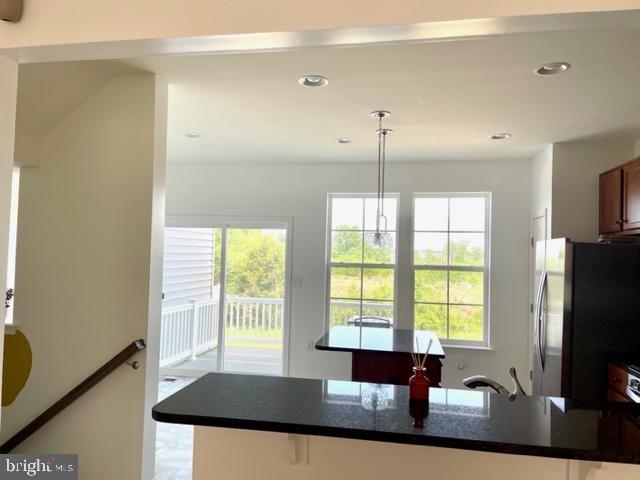 FREEDOM MANOR - Residential Lease