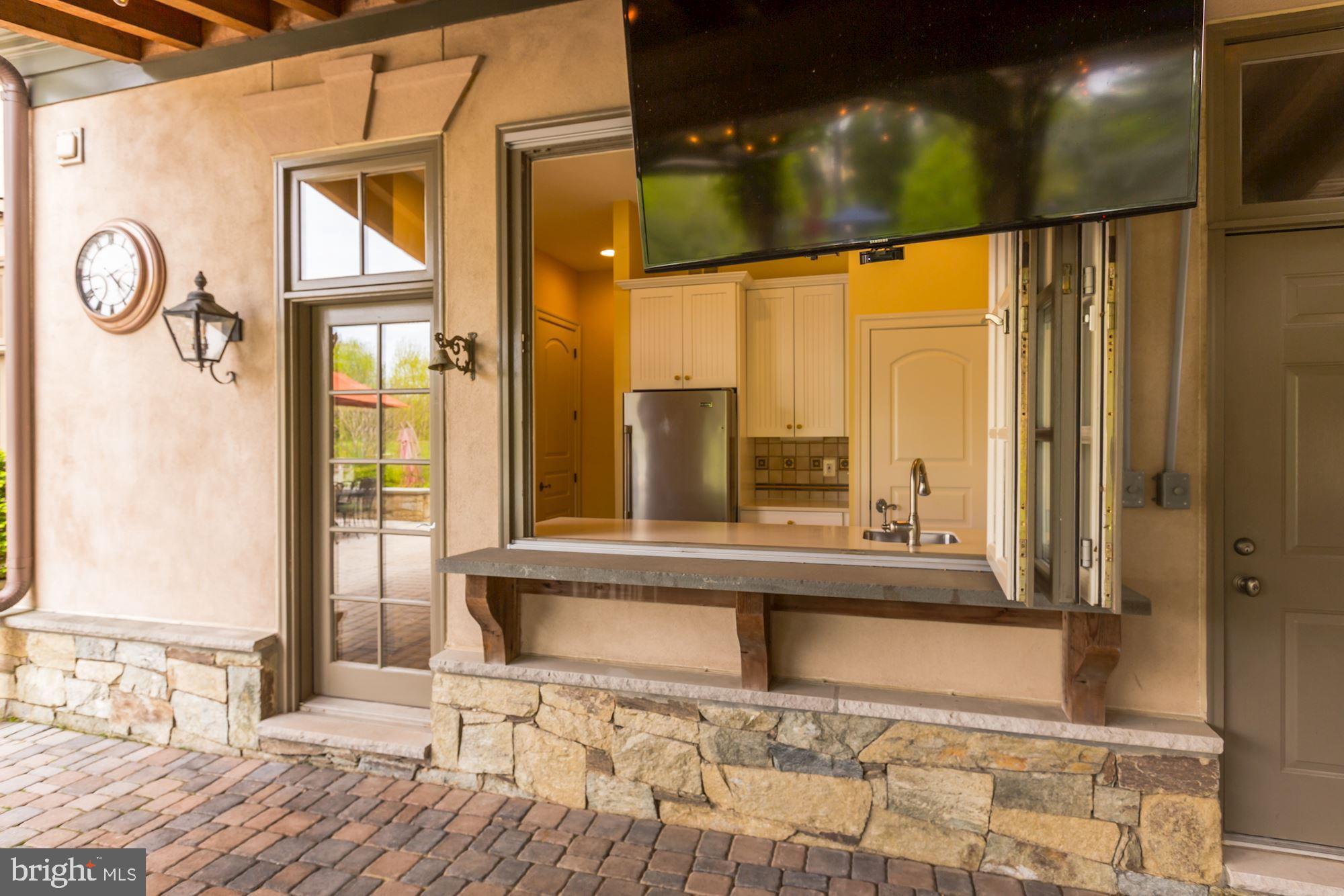 DEERFIELD POND - Residential