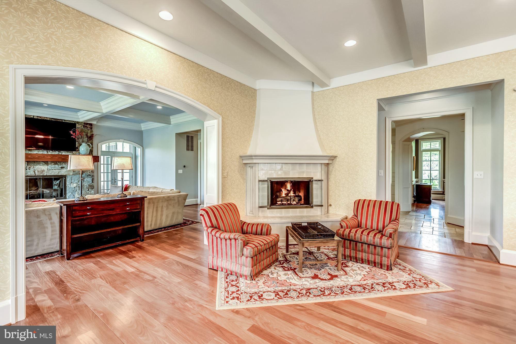 DEERFIELD POND - Residential