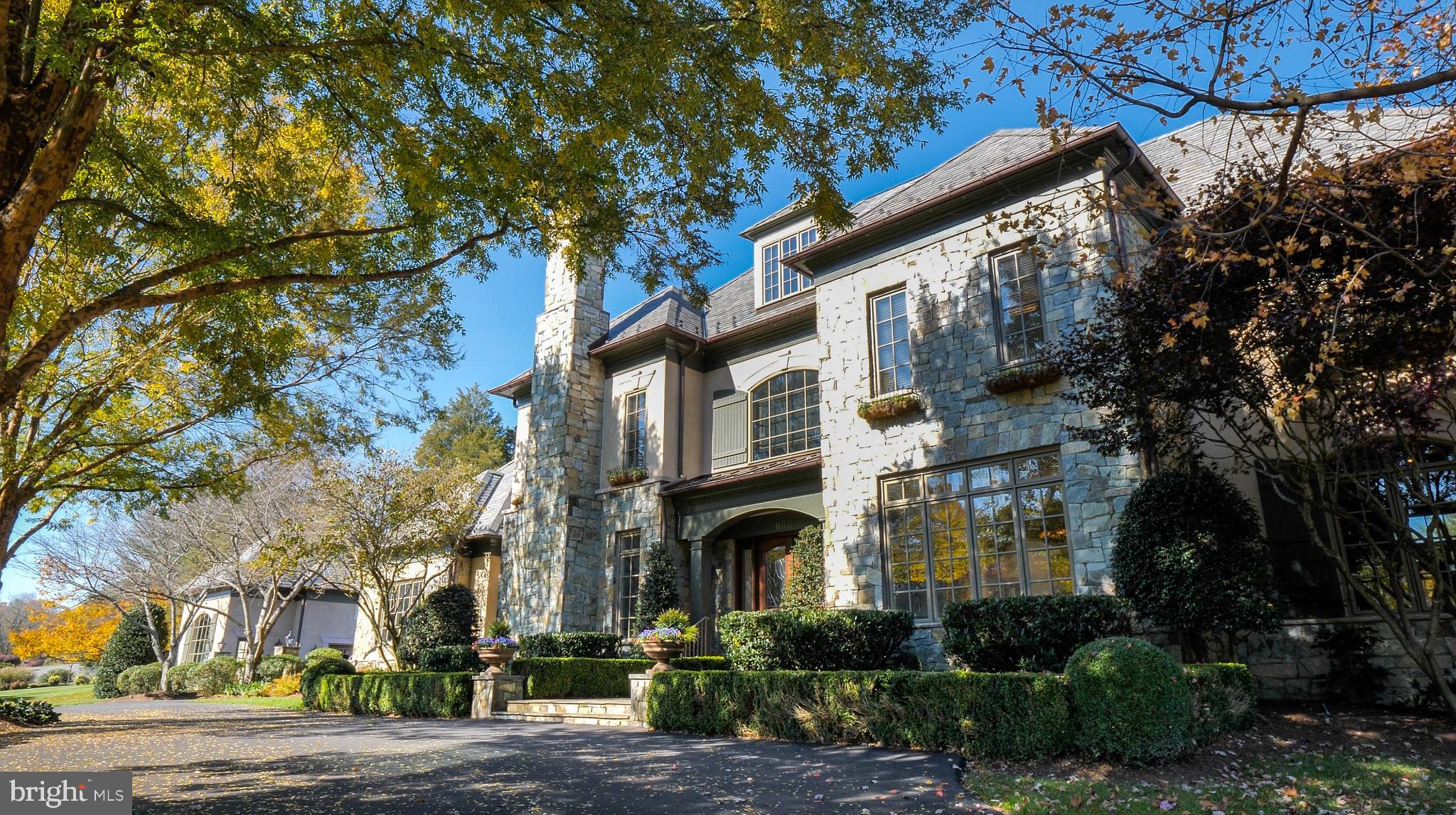 DEERFIELD POND - Residential