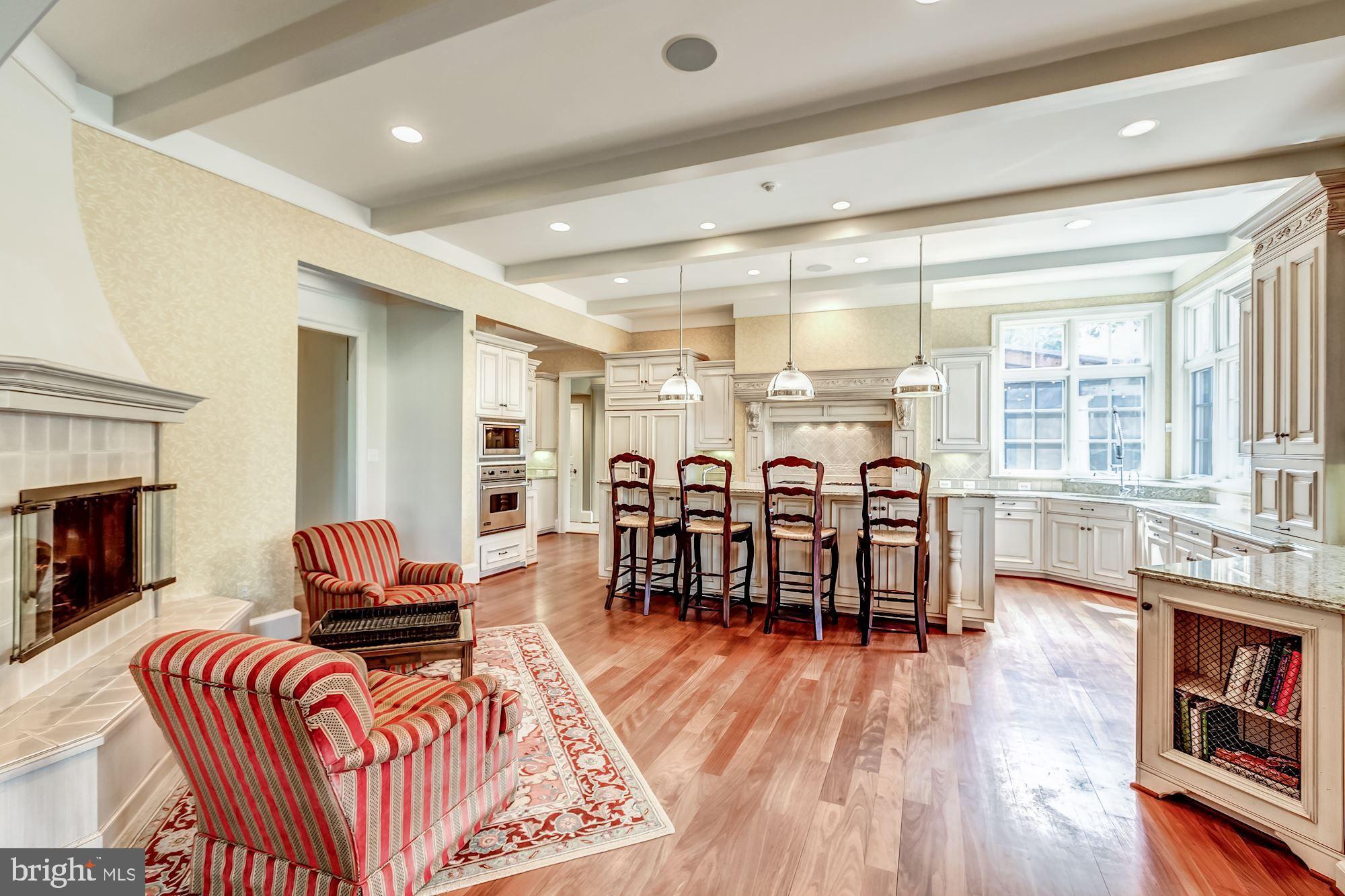 DEERFIELD POND - Residential