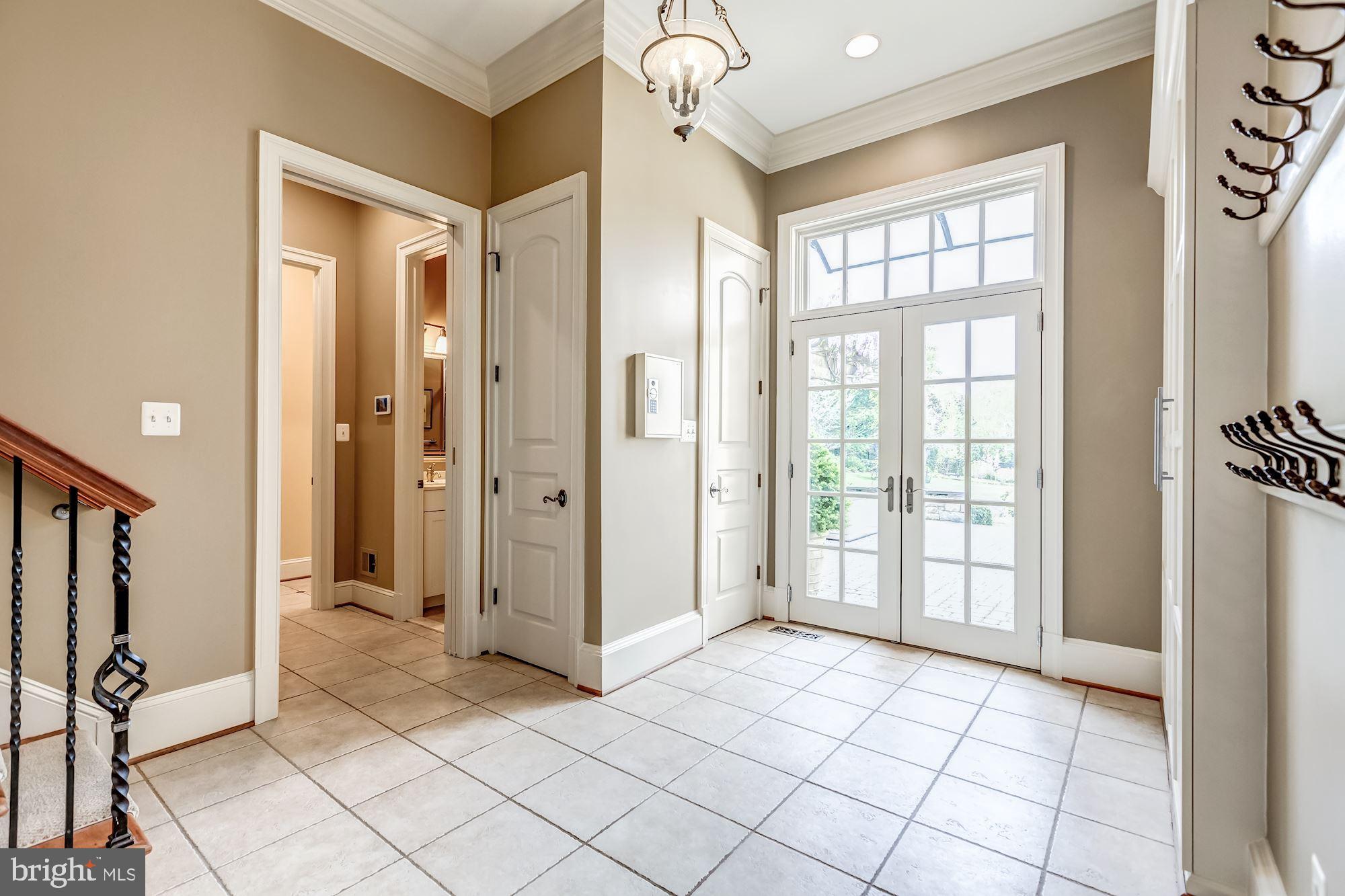 DEERFIELD POND - Residential