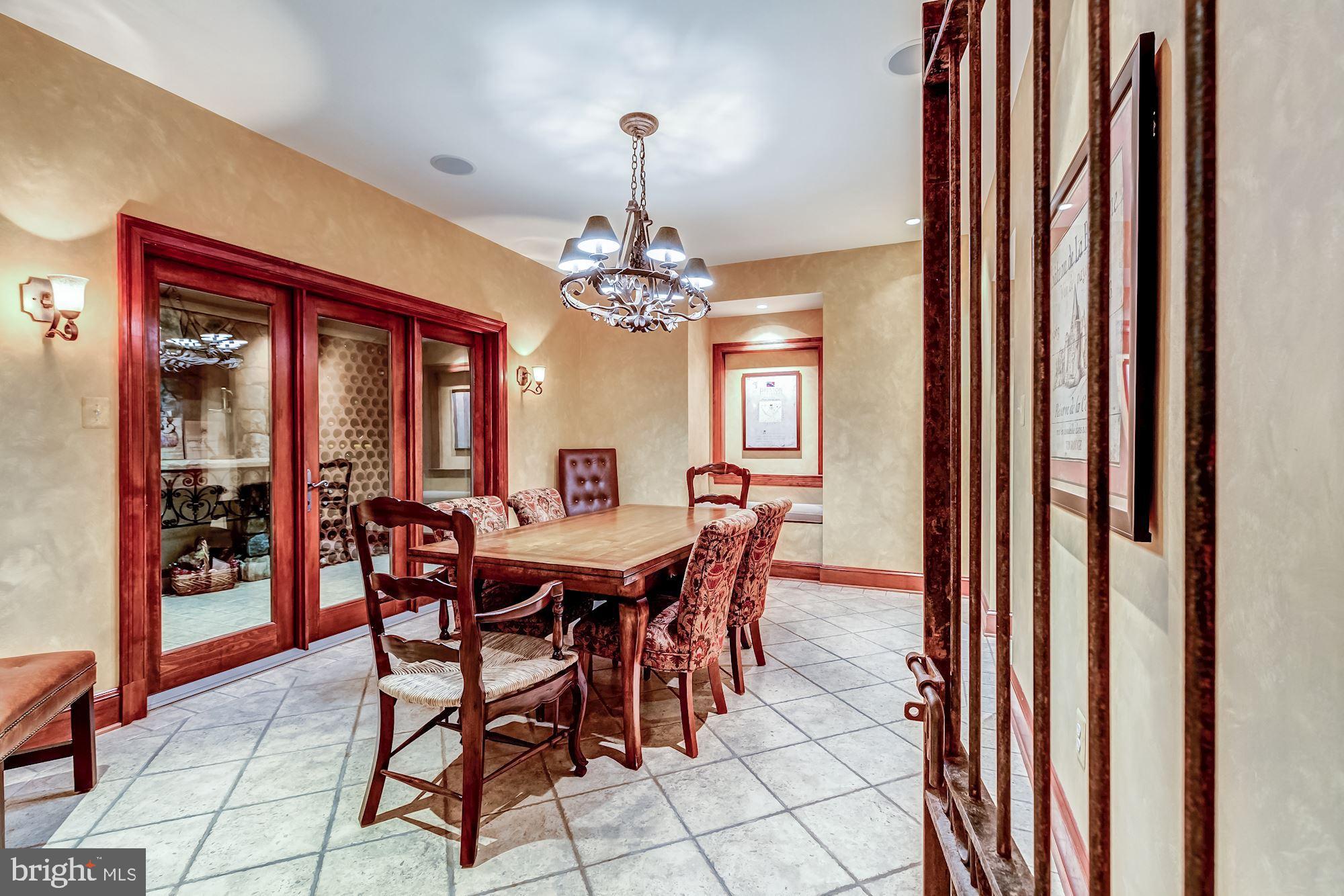 DEERFIELD POND - Residential