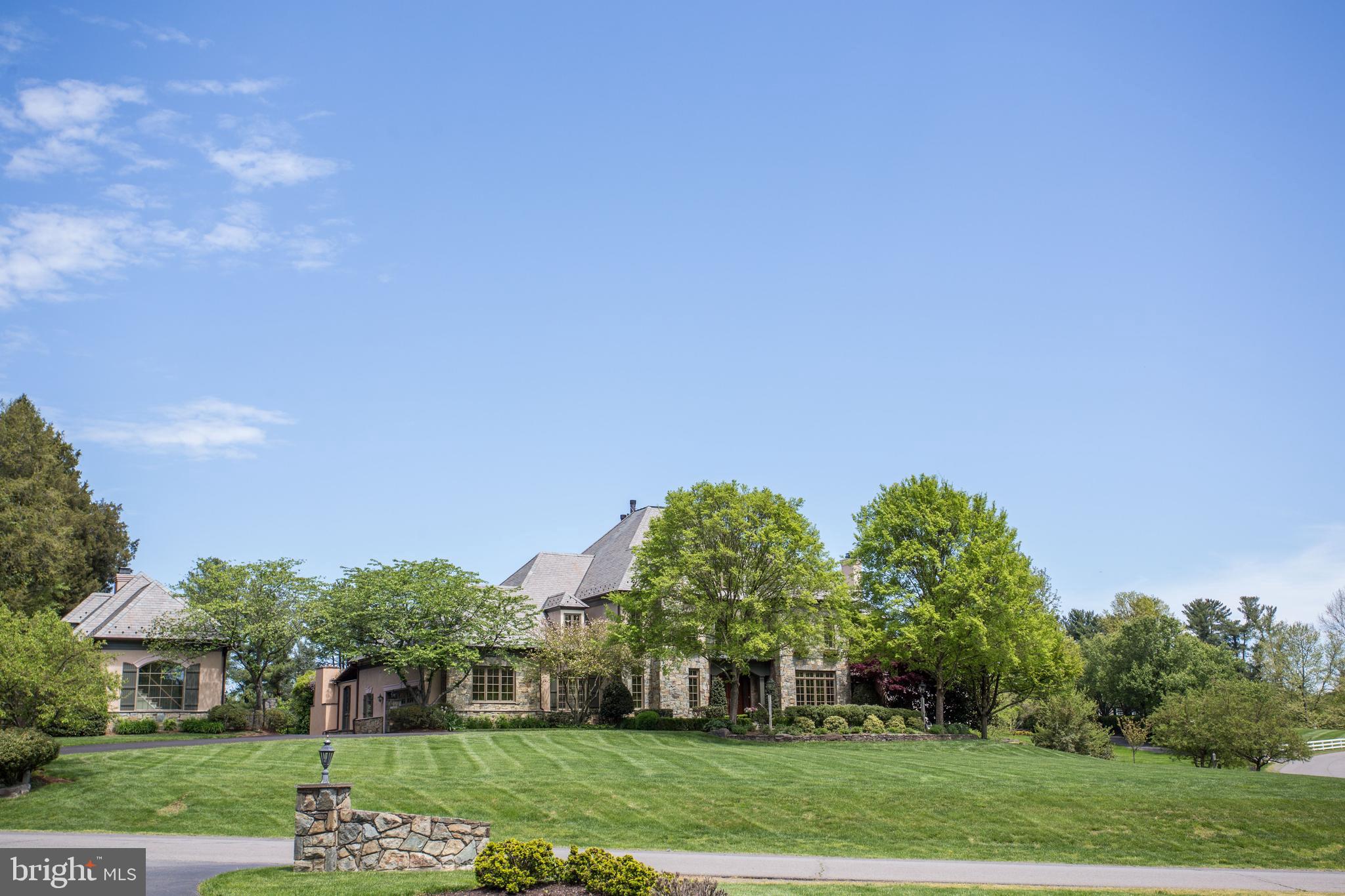 DEERFIELD POND - Residential