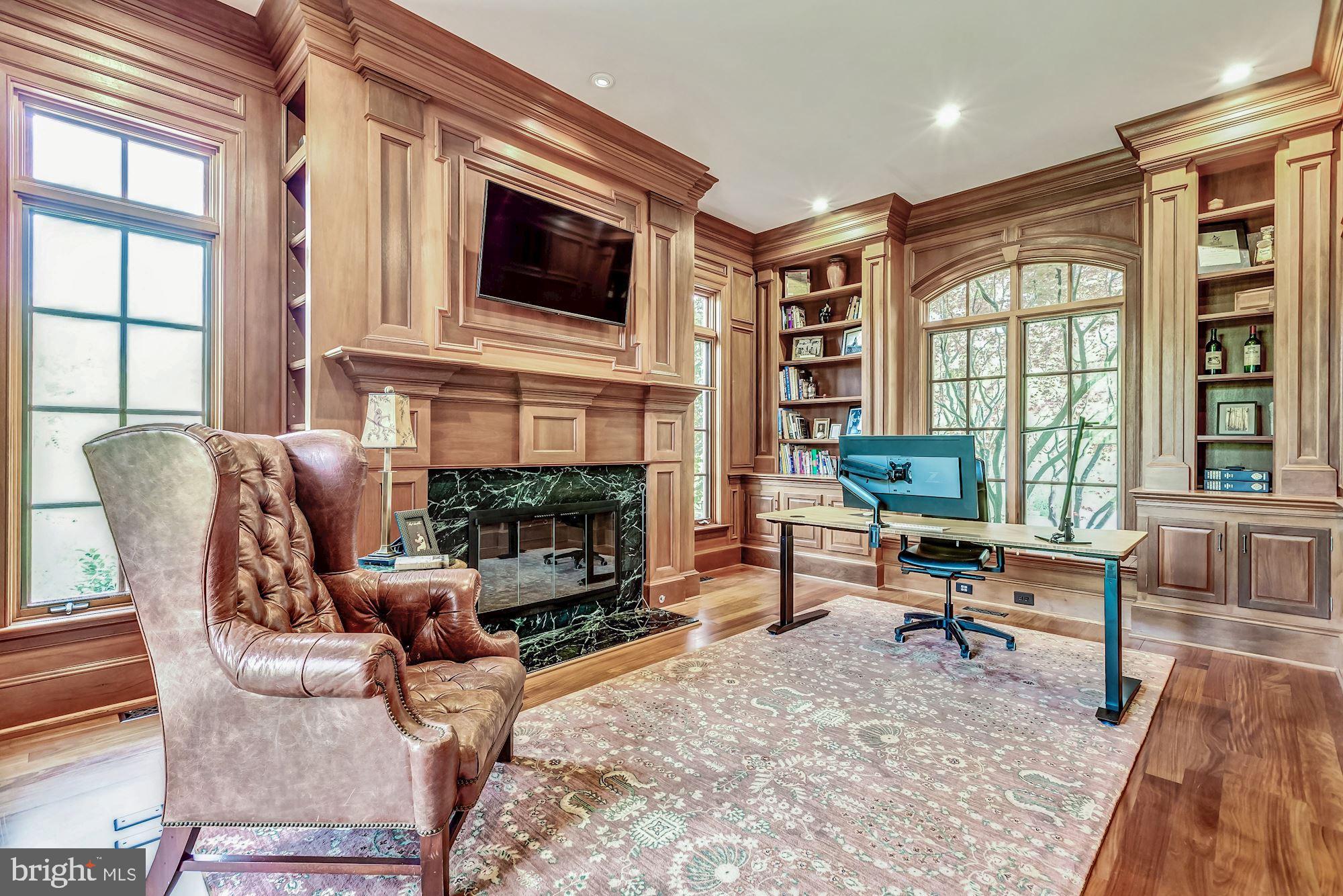 DEERFIELD POND - Residential