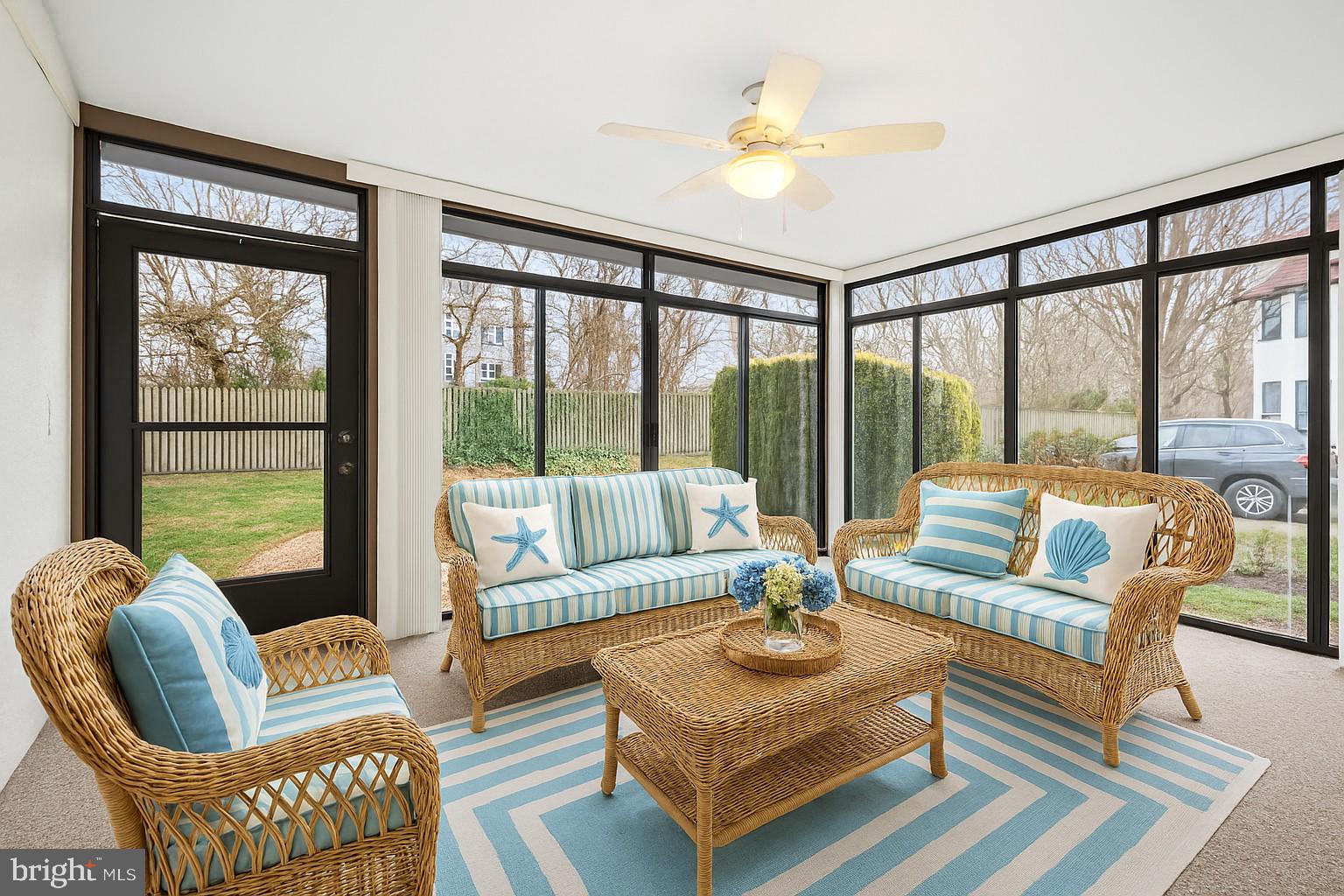 QUEENS LANDING - Residential