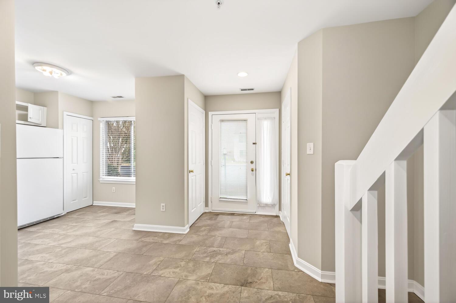 QUEENS LANDING - Residential