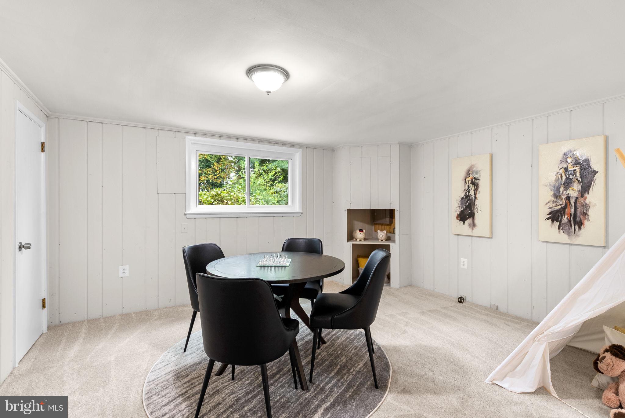 CONNECTICUT AVE - Residential