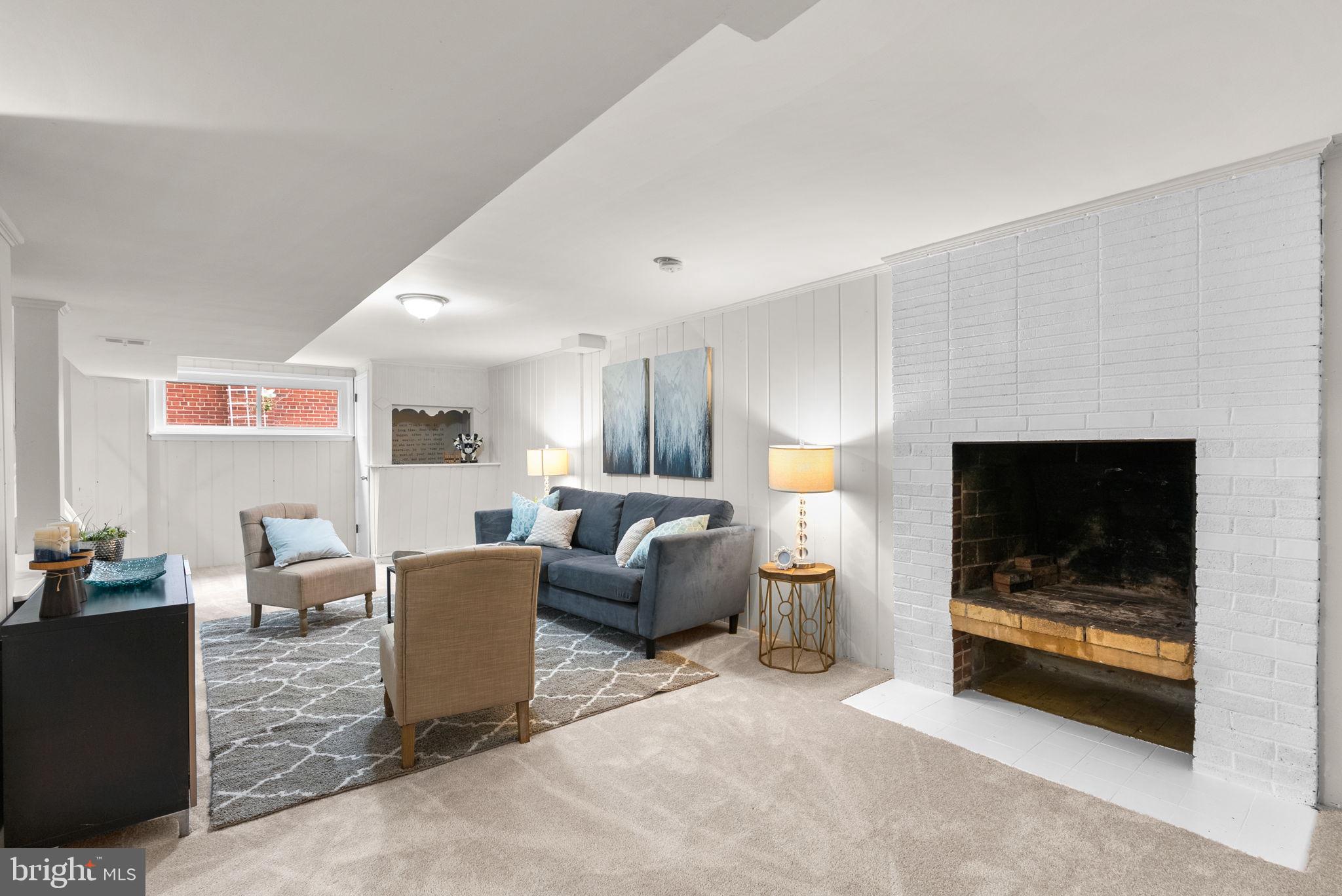 CONNECTICUT AVE - Residential