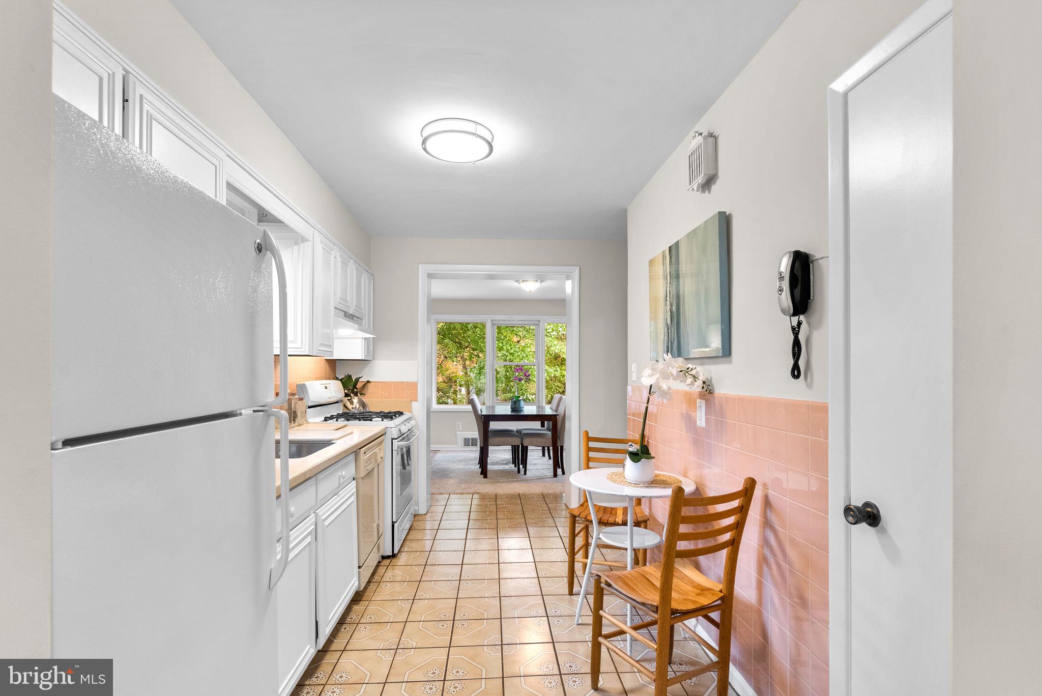 CONNECTICUT AVE - Residential