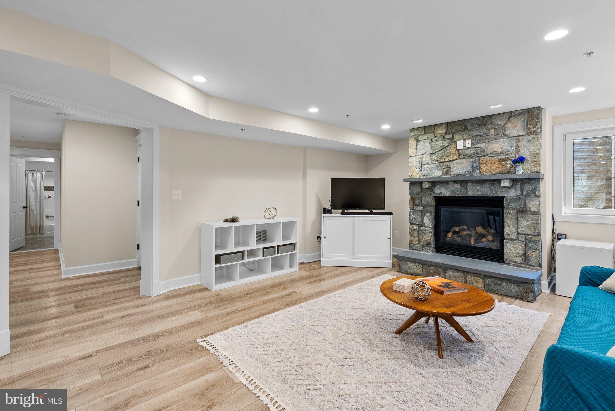 WEST CHEVY CHASE HEIGHTS - Residential