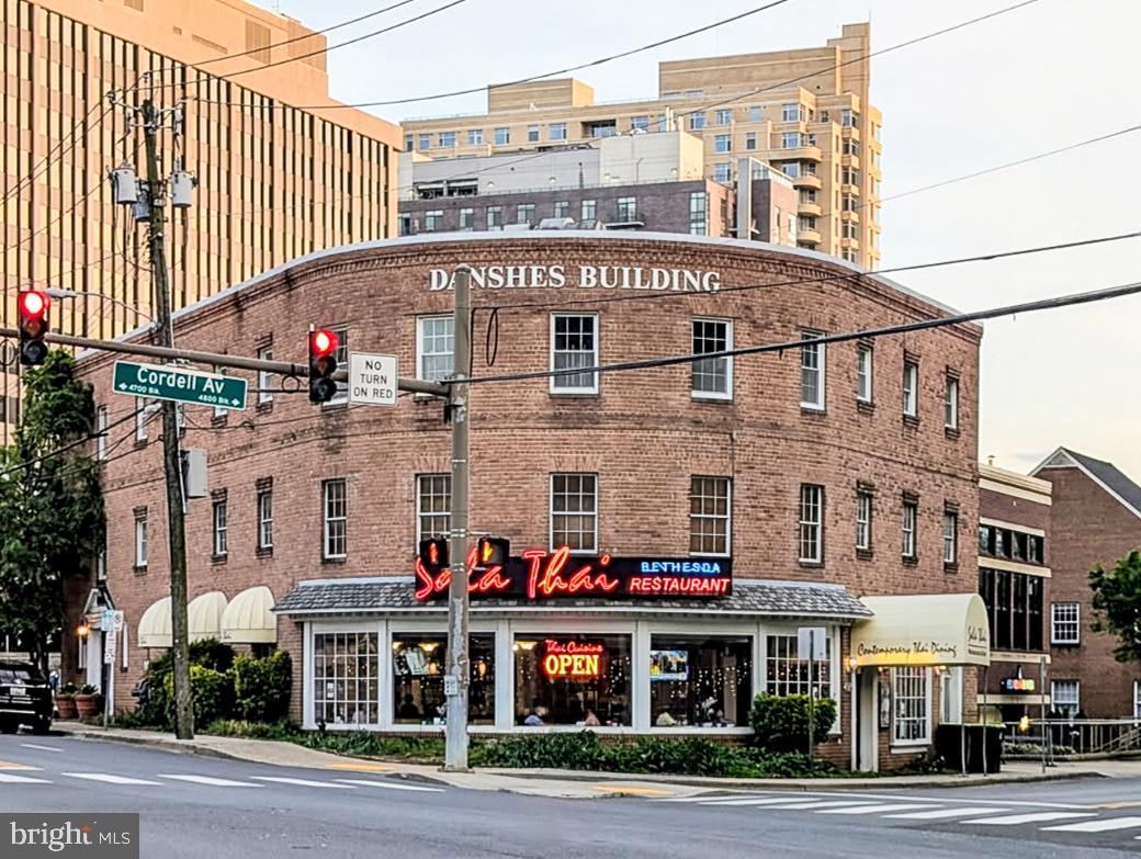 WEST CHEVY CHASE HEIGHTS - Residential