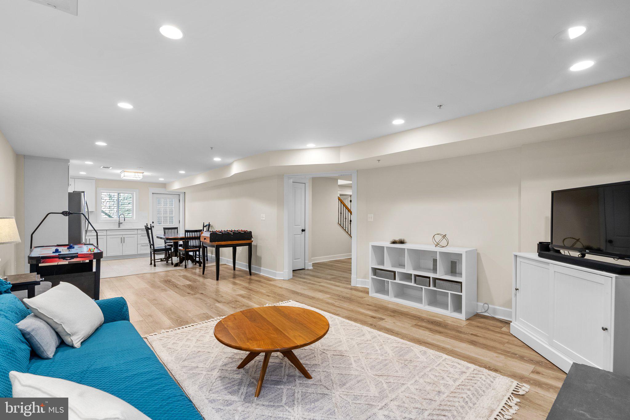 WEST CHEVY CHASE HEIGHTS - Residential