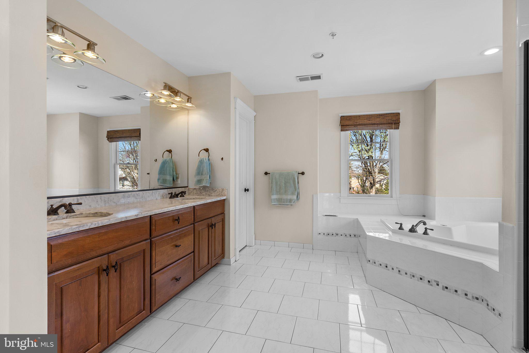 WEST CHEVY CHASE HEIGHTS - Residential