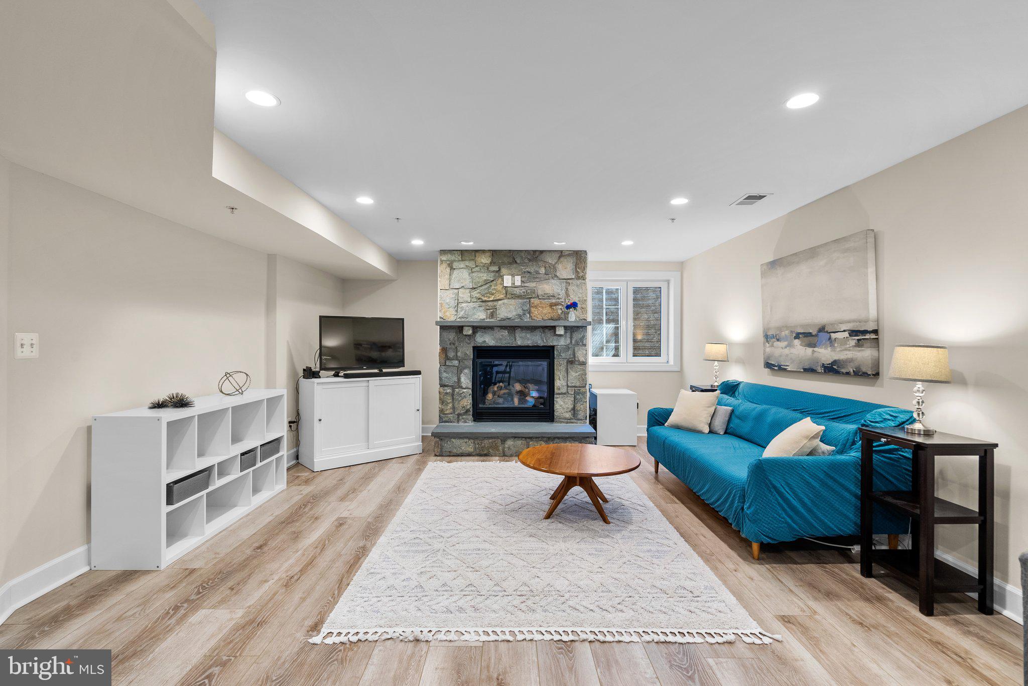 WEST CHEVY CHASE HEIGHTS - Residential