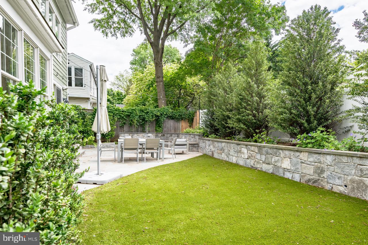 WEST CHEVY CHASE HEIGHTS - Residential